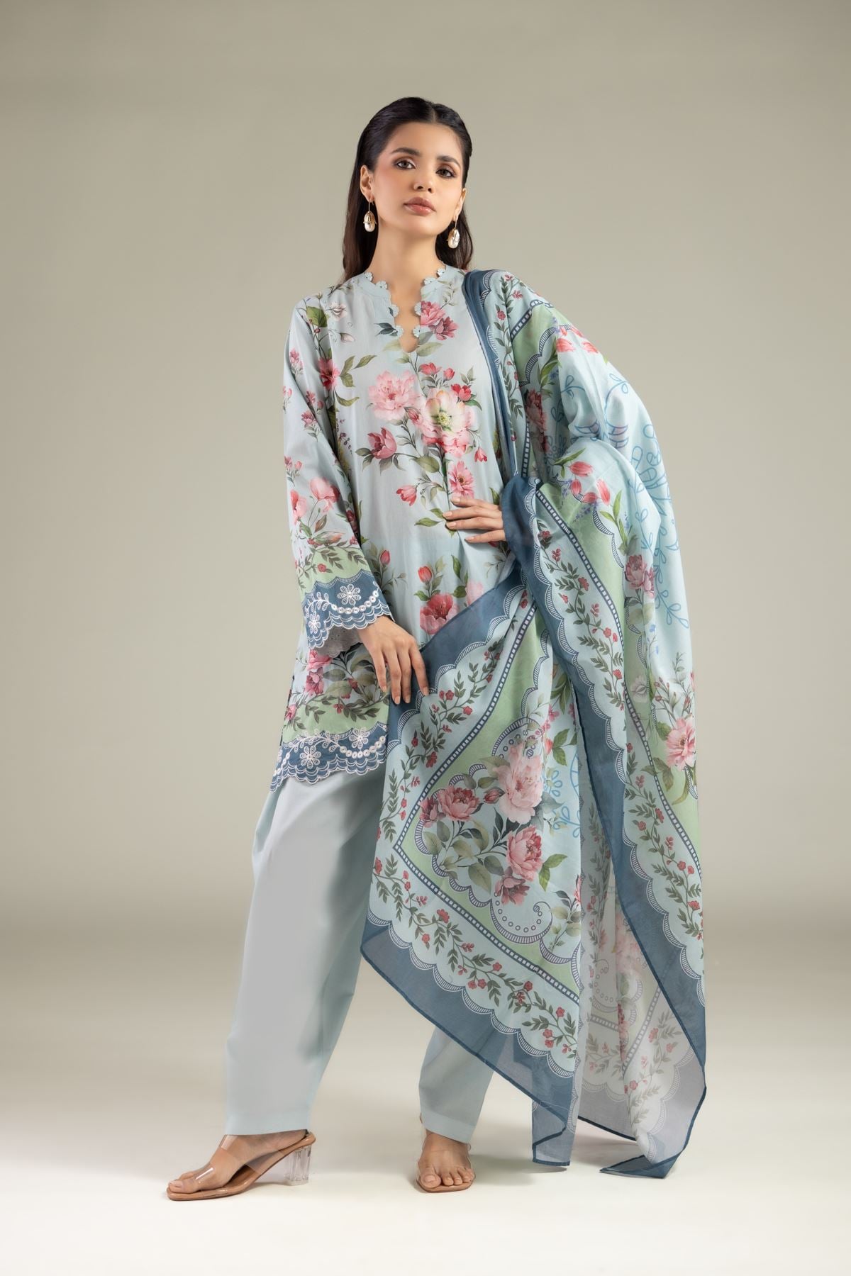 Embroidered Lawn Fabrics 3 Piece - T-A22-26-218FH1-VG