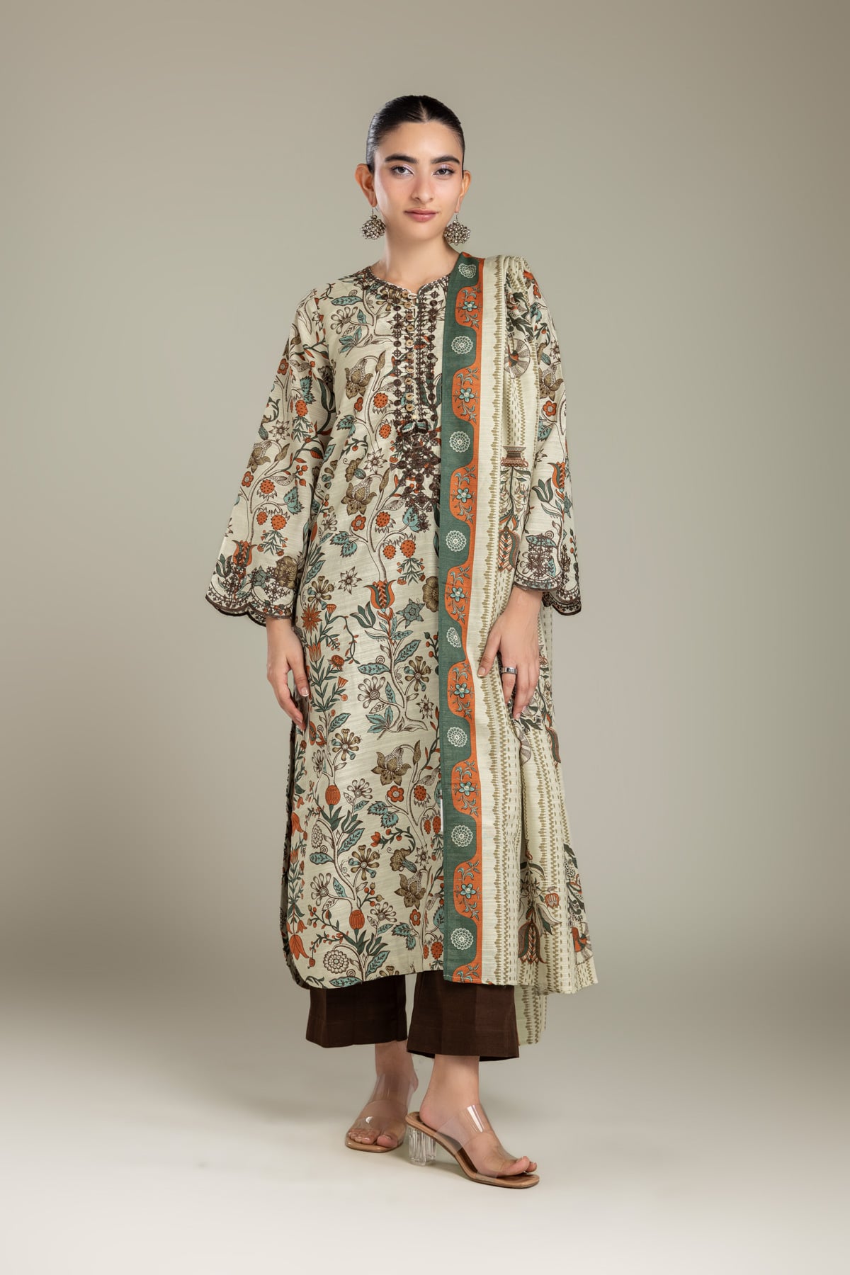 Embroidered Light Khaddar Fabrics 3 Piece - 2-26-202-A-D-VG