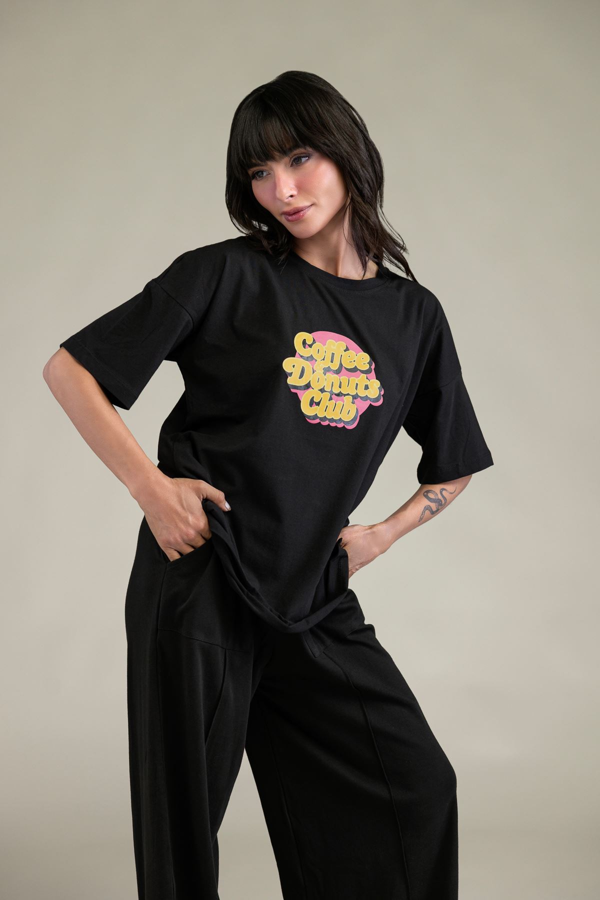 Embroidered Lycra Jersey Short Black T-Shirt - 2-26-206-A-H1-VG