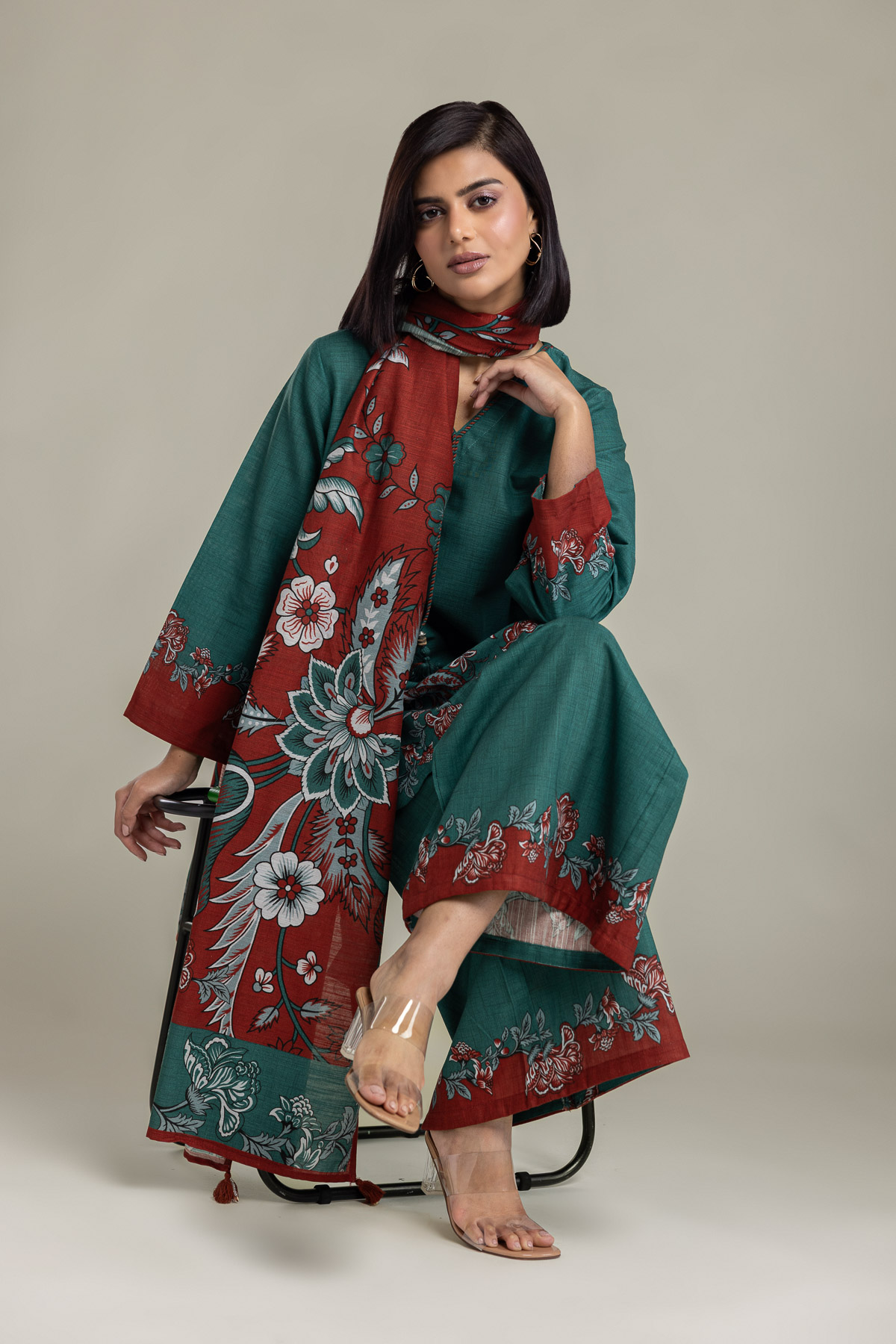 Printed Light Khaddar Fabrics 3 Piece - 2-26-308-A-G1-VG