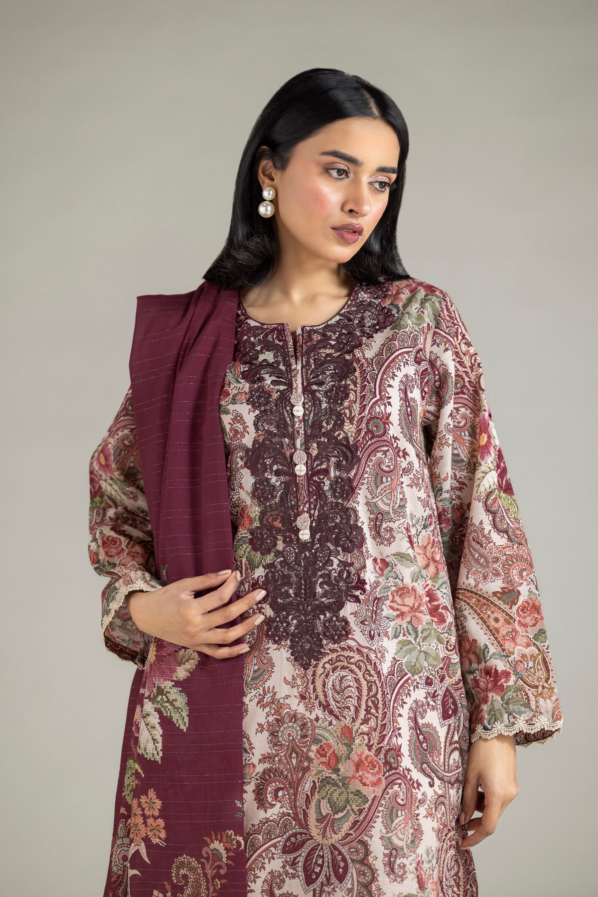 Embroidered Mesuri Fabrics 3 Piece - A22-26-123FA2-VG