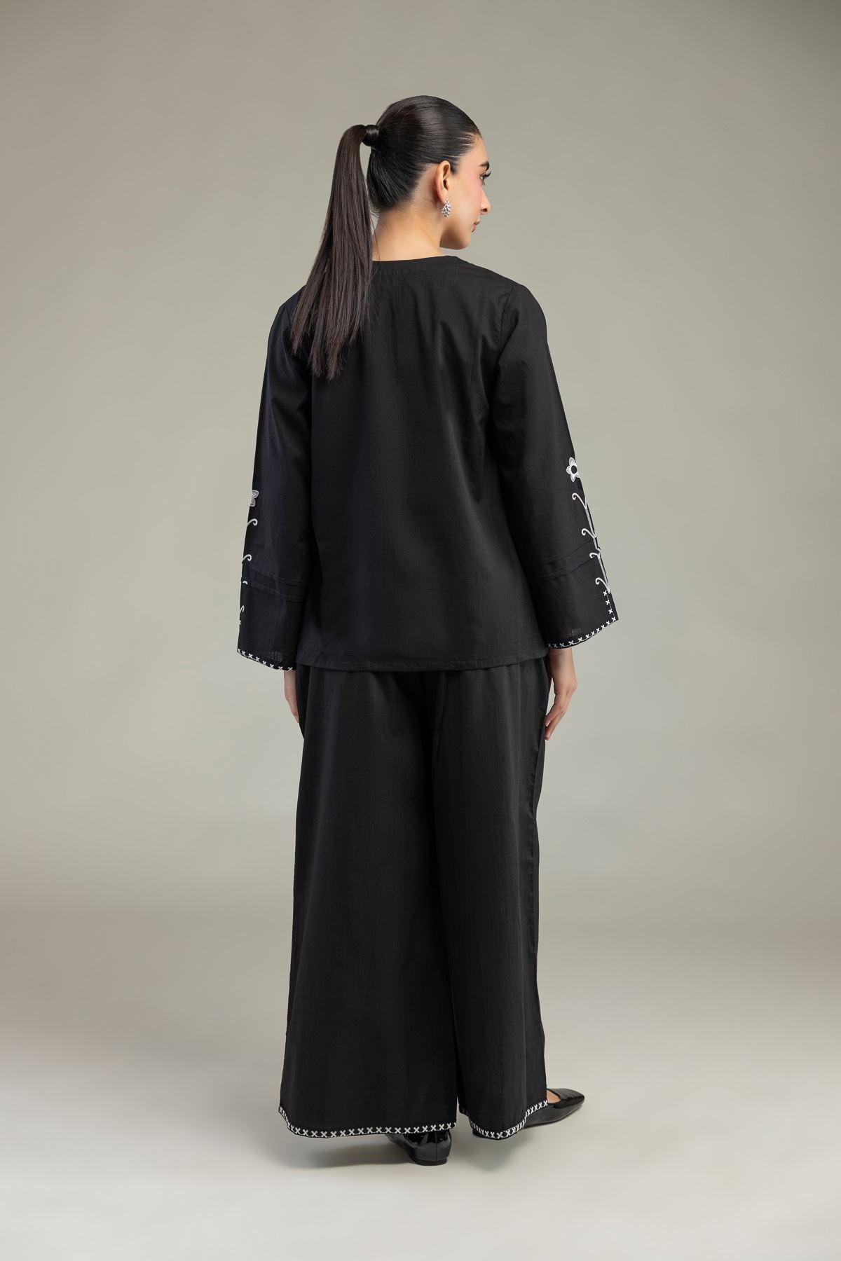 Embroidered Textured Cotton Black V-Neck Shirt - T-A11-26-118FI2-VG