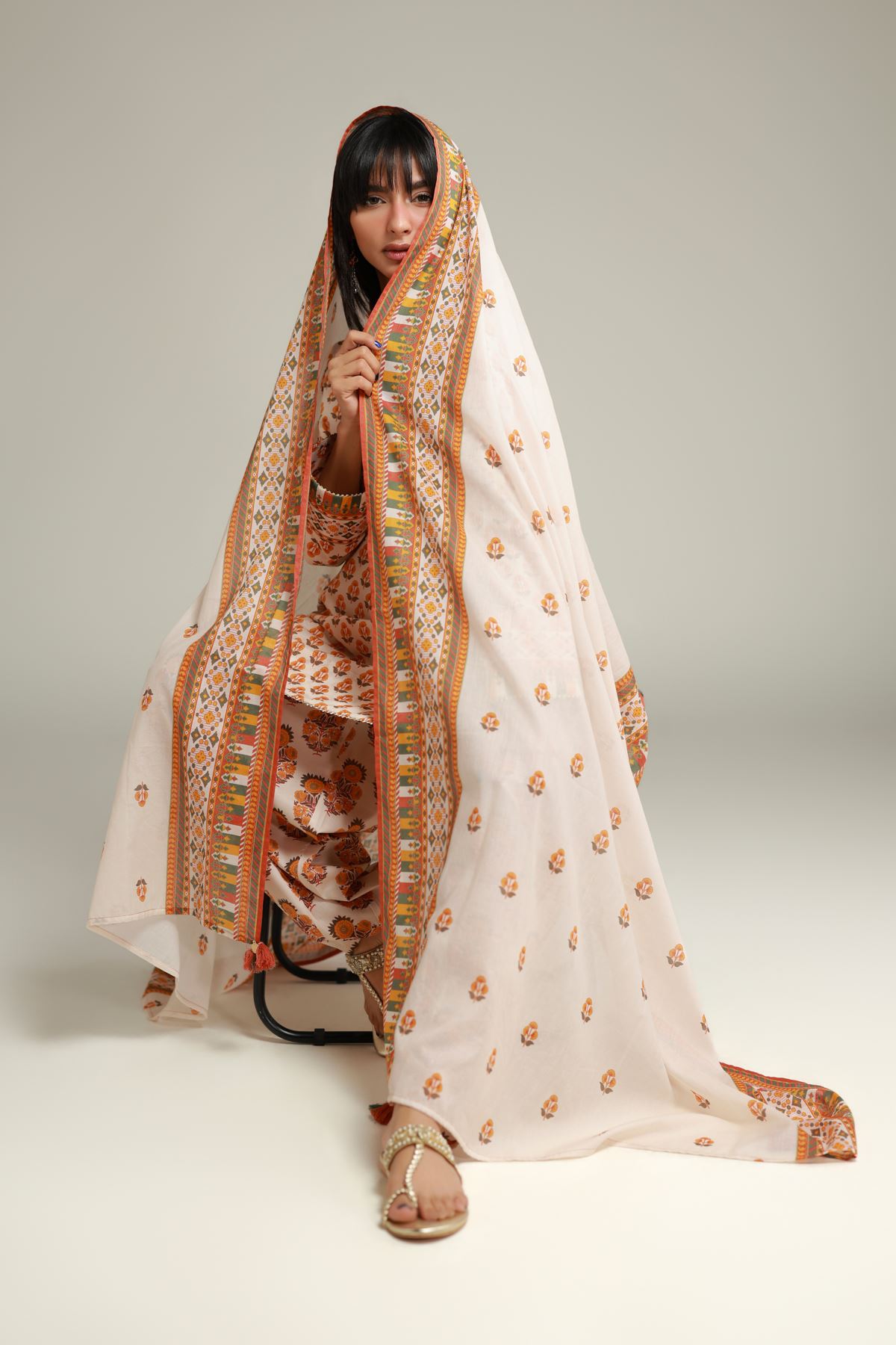 Embroidered Lawn Floral Lawn Dupatta - 1-26-138-A-E-VG