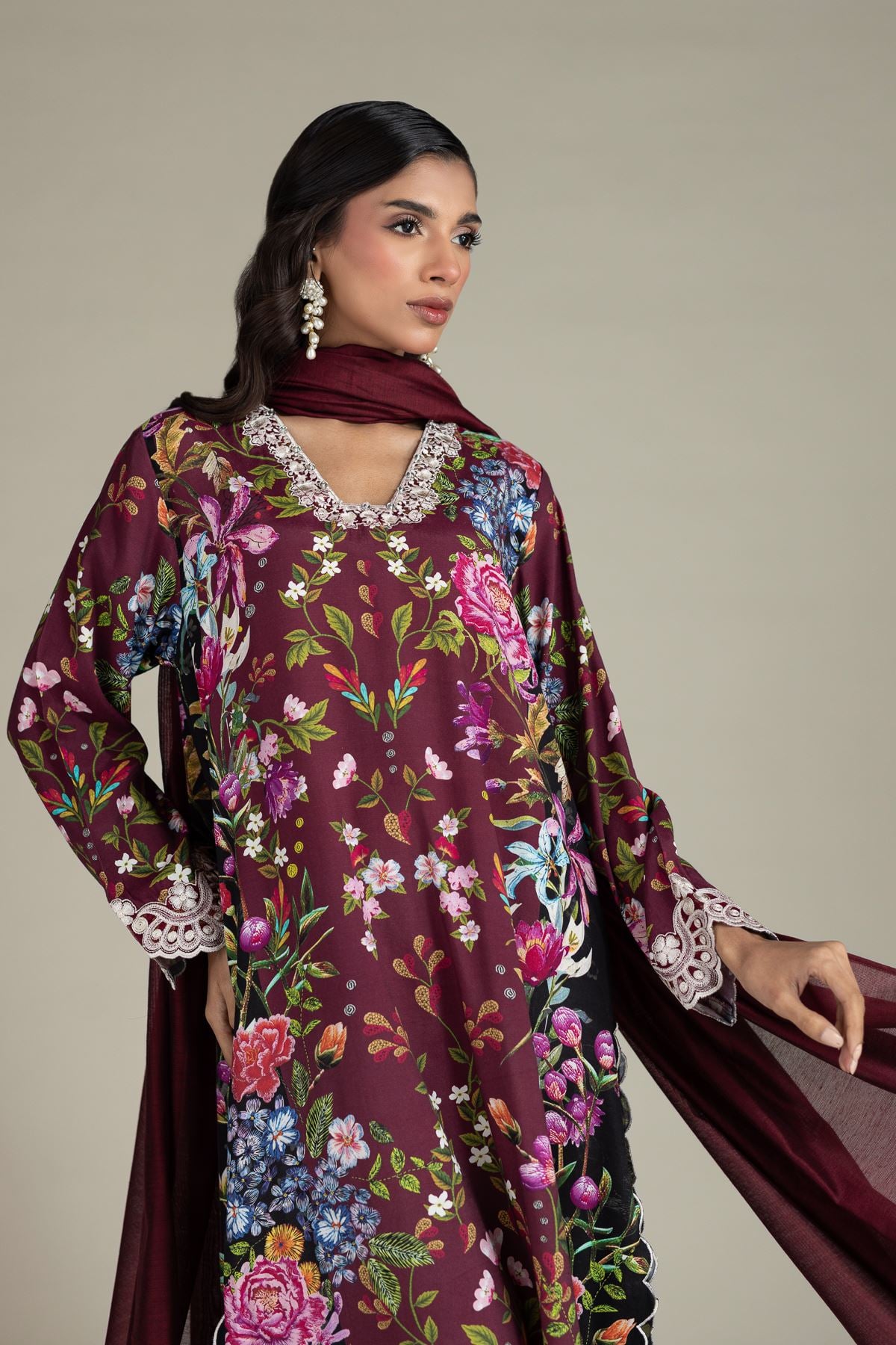 Embroidered Raw Silk Three-Piece Tailored Set - T-A33-26-102FD-VG