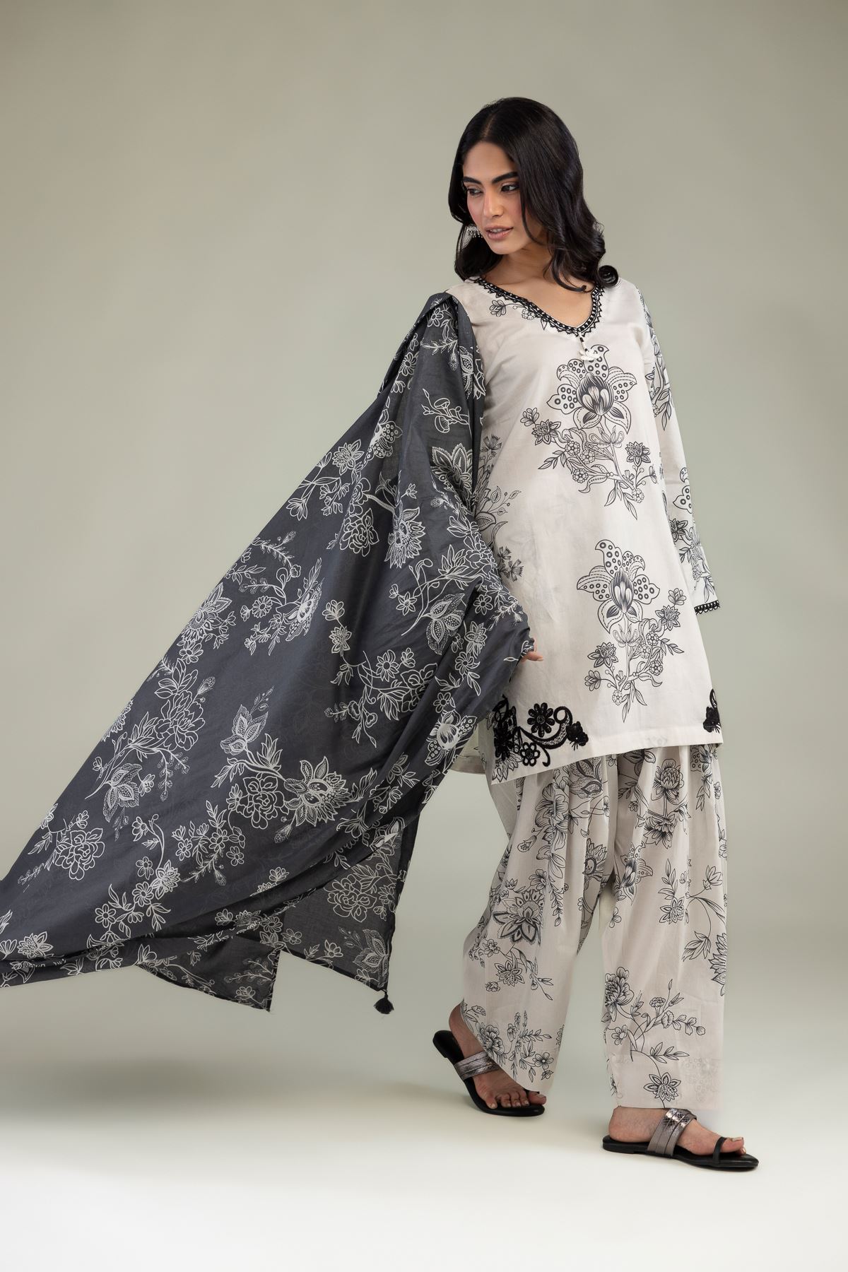 Embroidered Lawn Gray Lawn Dupatta - 1-26-102-A-F-VG