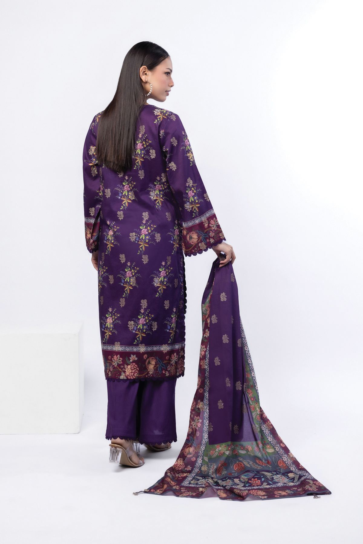 Printed Jacquard Tailored 3 Piece - 25-10-12E11-07TA-VG