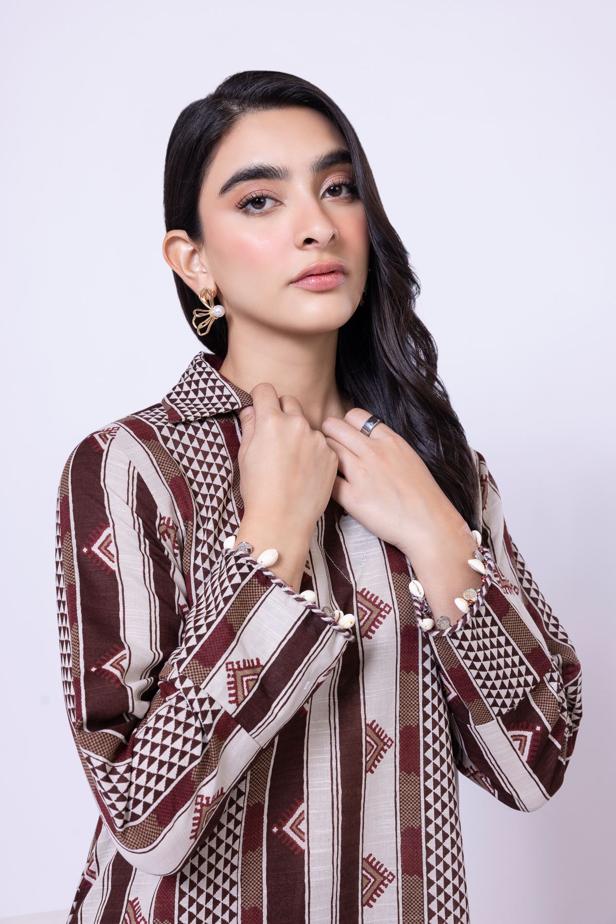Printed Khaddar Long Geometric Kurta - 25-10-12E4-10TA-VG