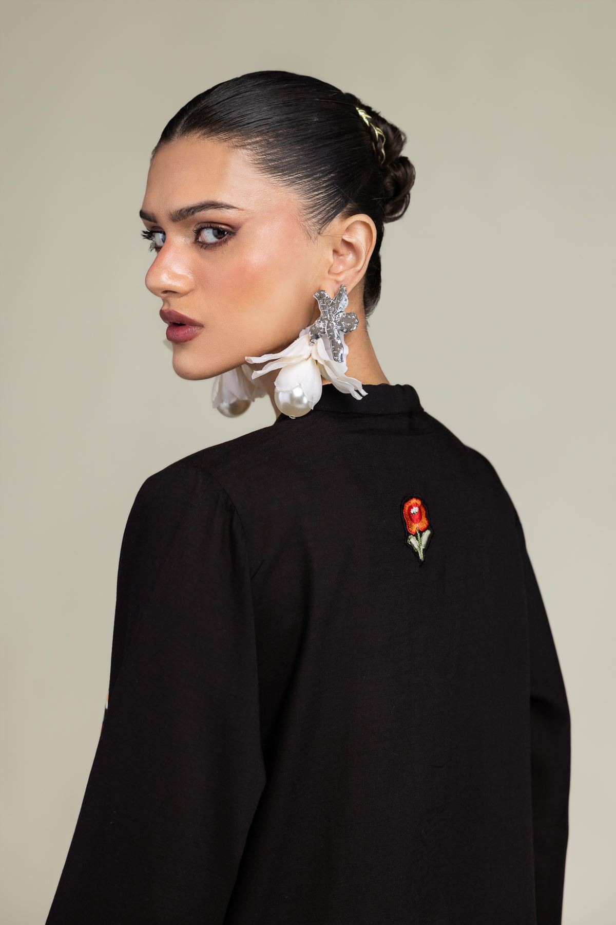 Embroidered Raw Silk Black Floral Kurta - 1-26-203-A-C1-VG
