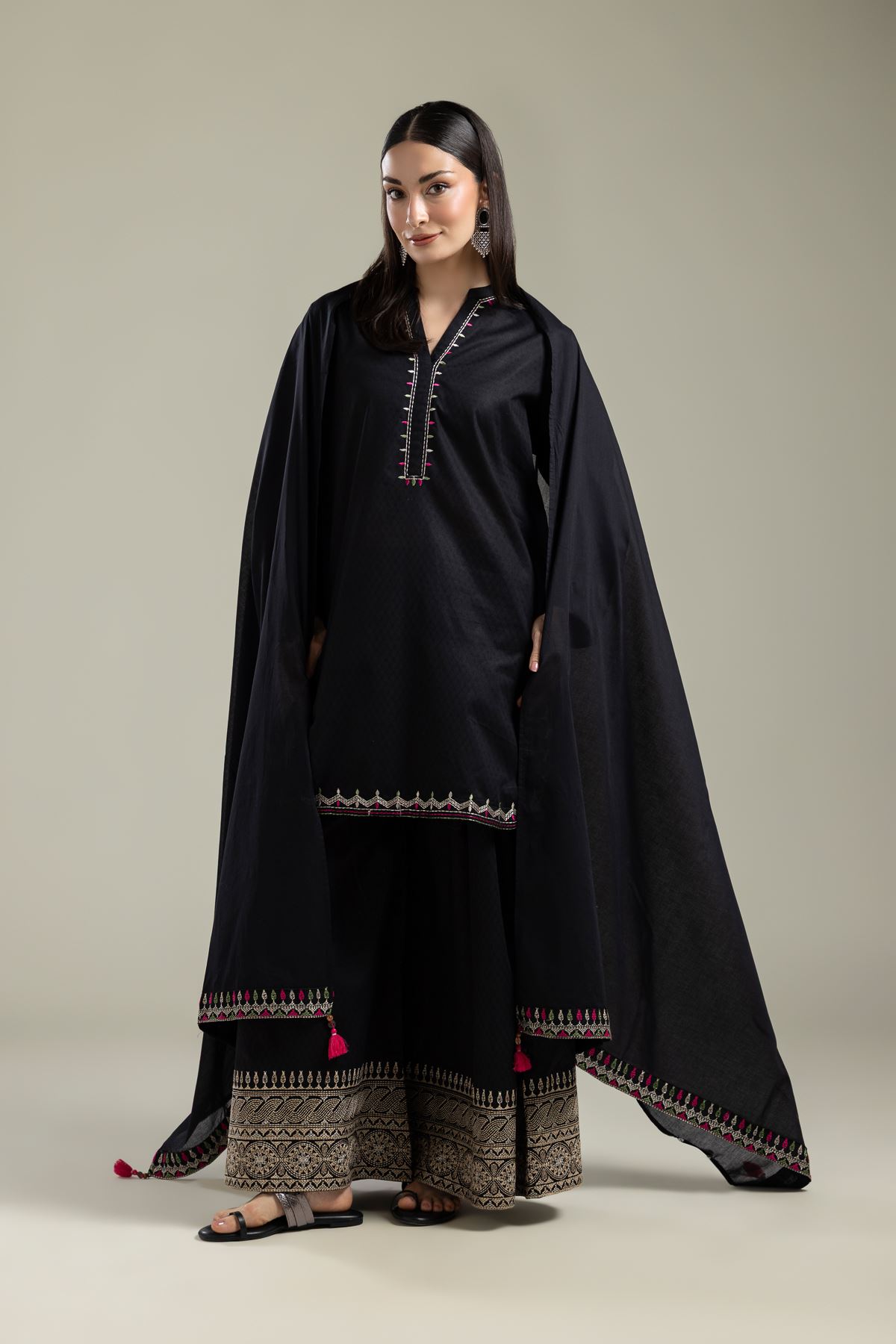 Embroidered Lawn Black Lawn Dupatta - 1-26-134-A-E-VG