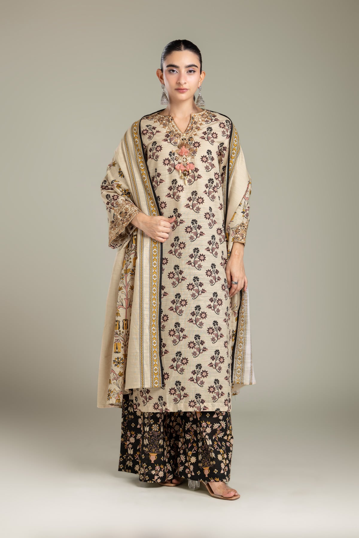 Embroidered Light Khaddar Fabrics 3 Piece - 2-26-202-A-D-VG