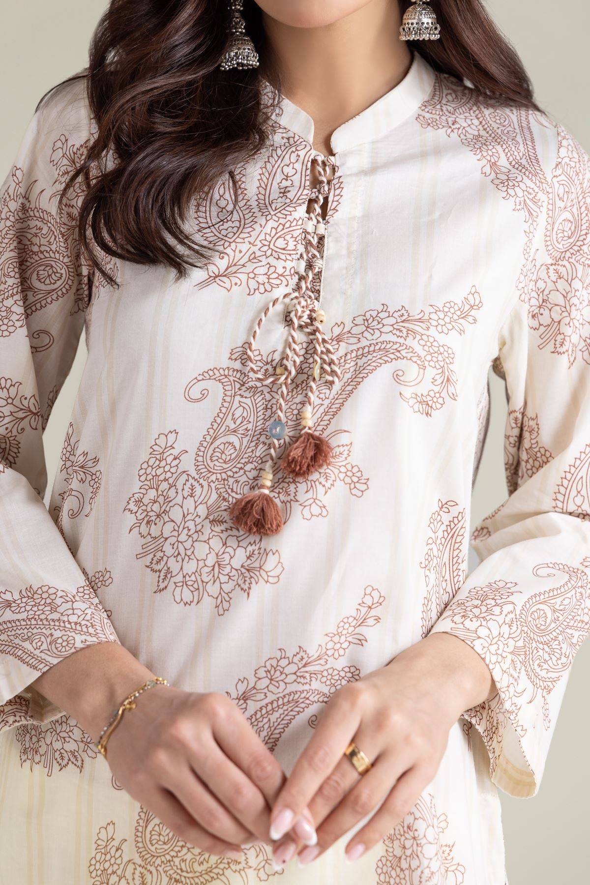 Embroidered Cambric Paisley Cambric Kurta - 1-26-139-A-D-VG
