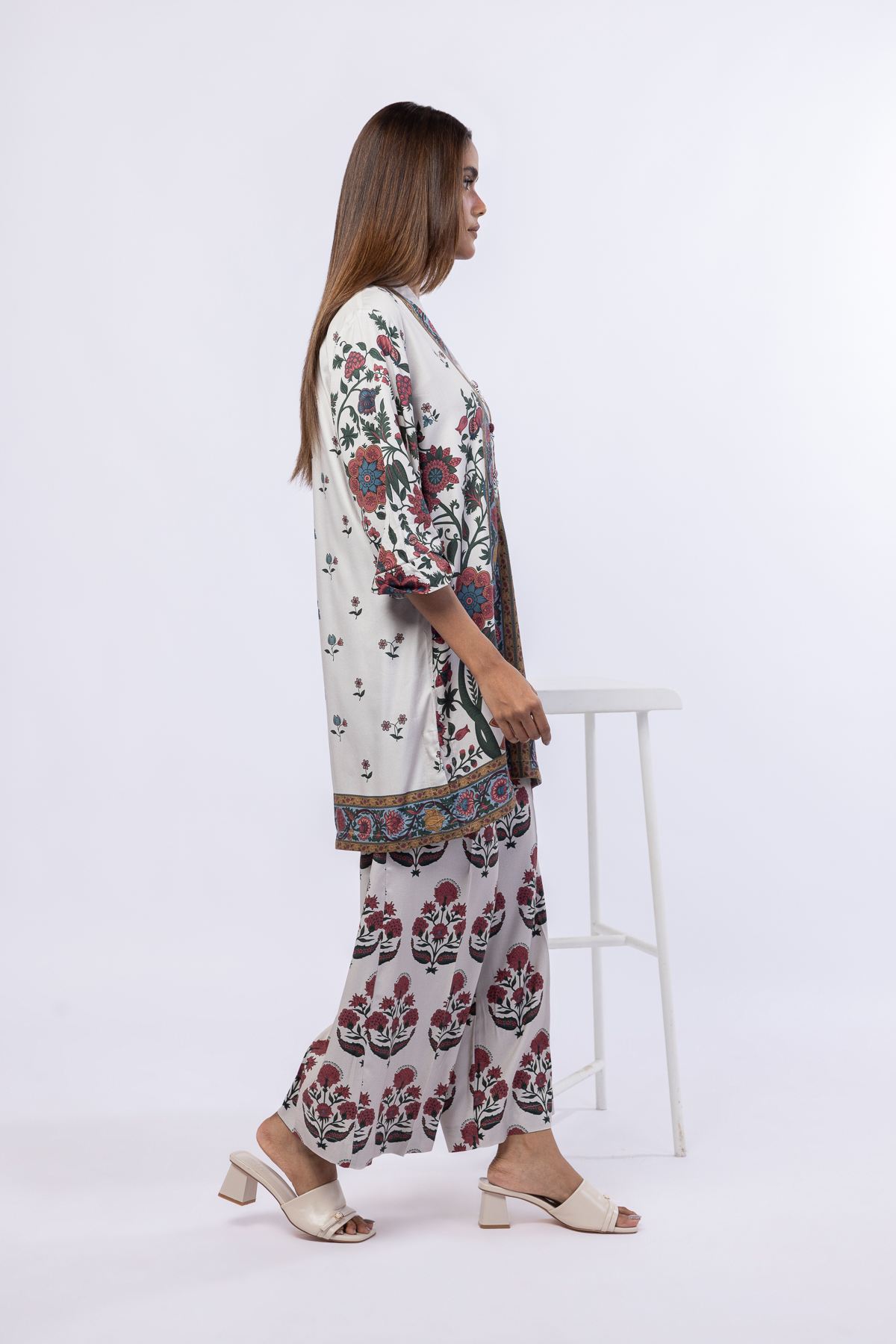 Printed Viscose Crepe Pants - 25-07-7E9-04BB-VG