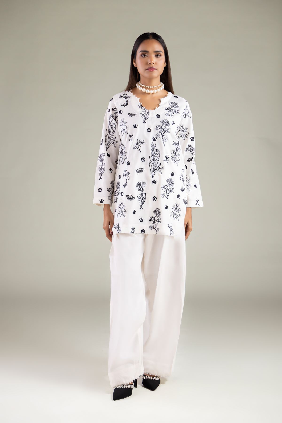 Embroidered Raw Silk Relaxed Floral Shalwar - 2-26-101-A-B-VG