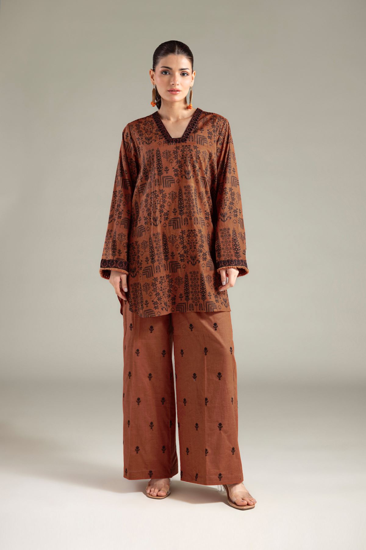 Embroidered Lawn Tailored 2 Piece | Top and Bottom - 25-09-11E2-03TB-VG