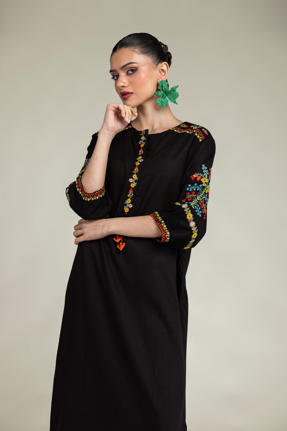 Embroidered Raw Silk Black Silk Kurta - 1-26-225-A-C1-VG