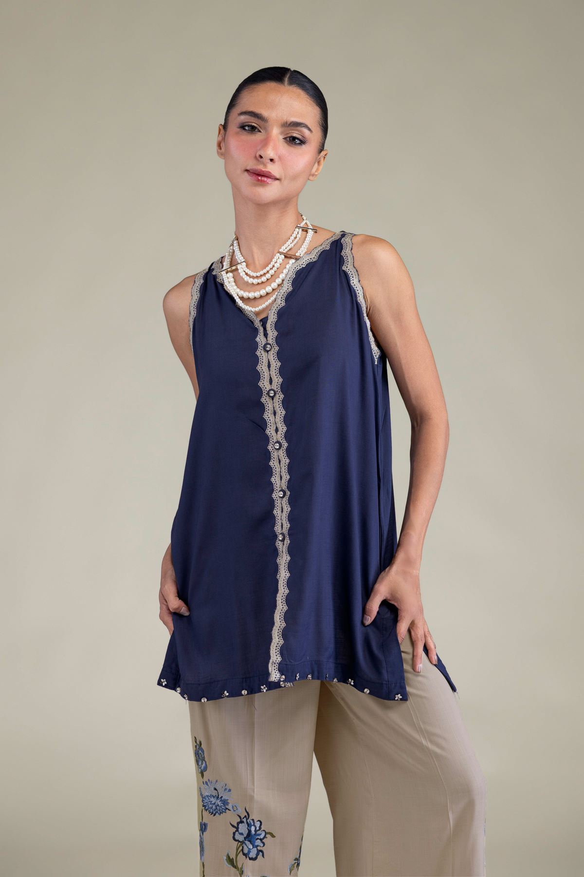 Embroidered Raw Silk Sleeveless V-Neck Kurta - 2-26-202-A-B-VG