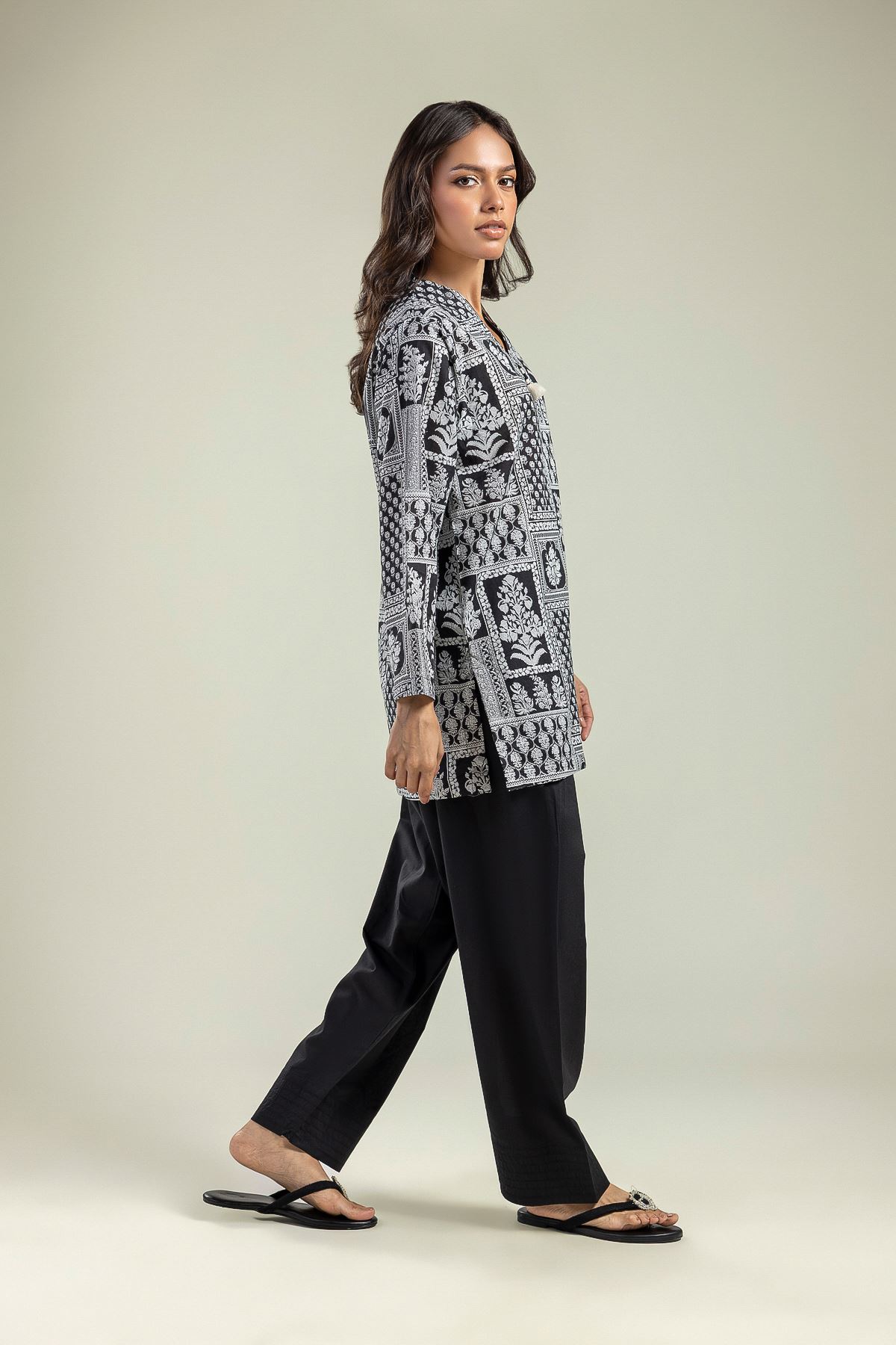 Printed Cambric Black Solid Shalwar - 1-26-201-A-J-VG