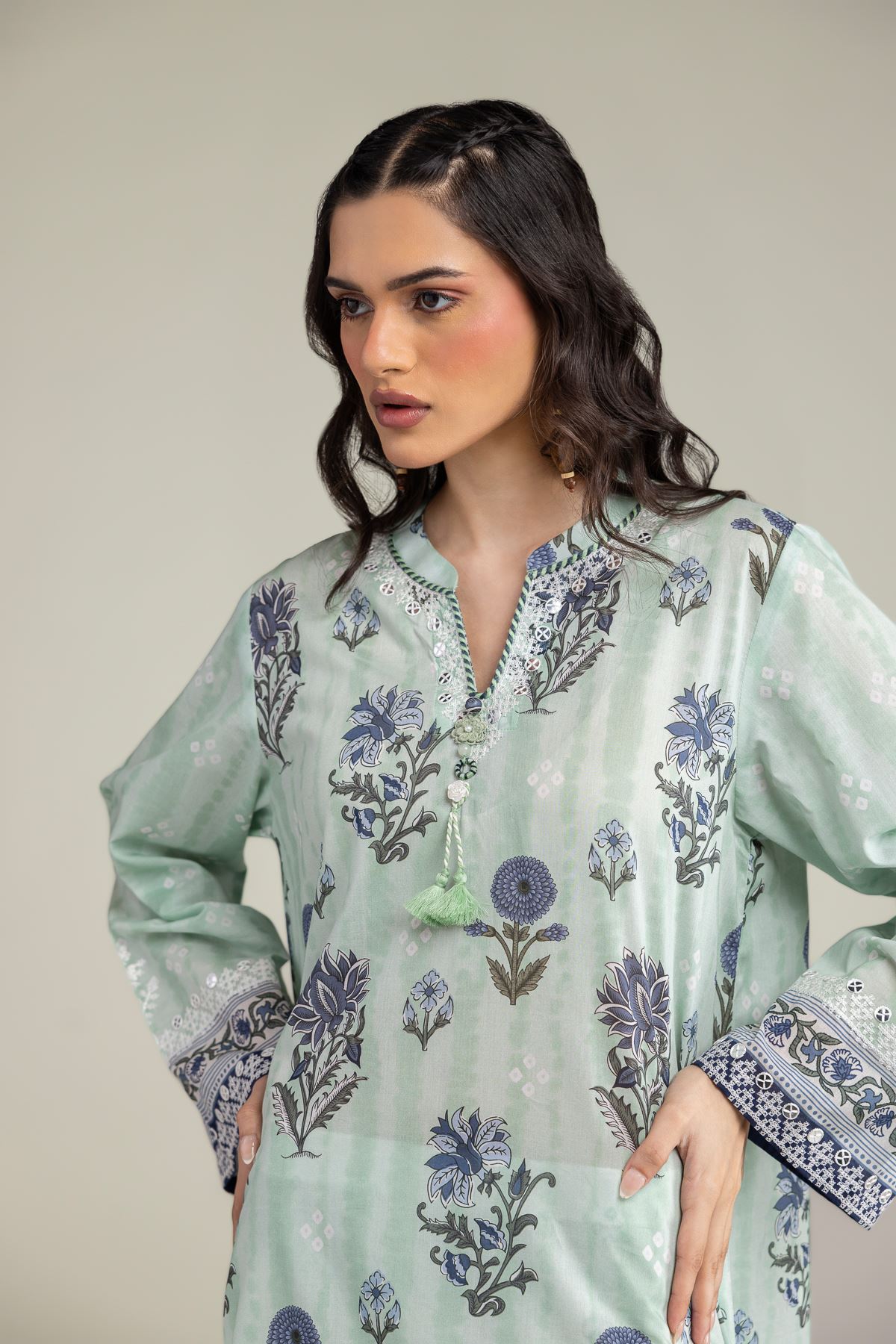 Embroidered Lawn Tailored 2-Piece Lawn - 1-26-102-A-F-VG
