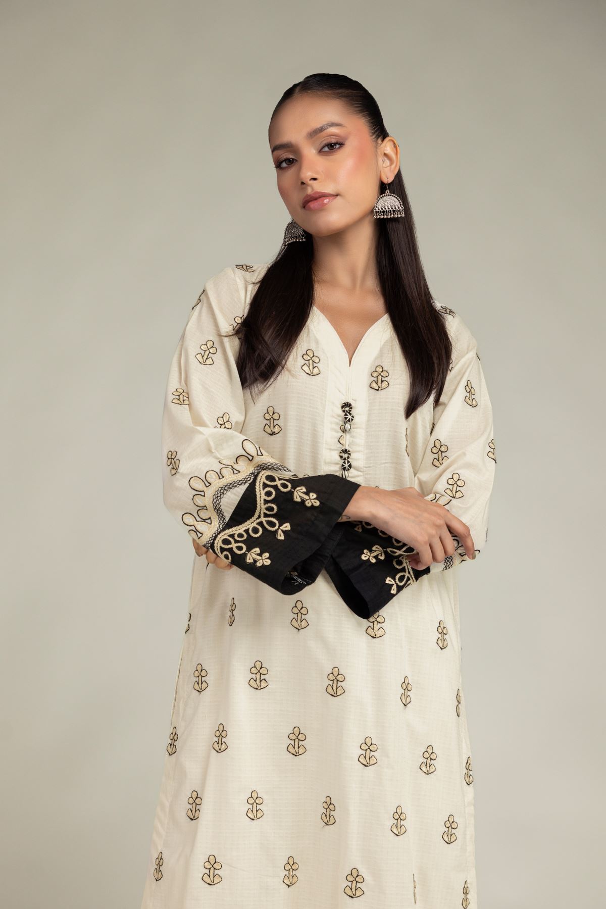 Embroidered Cotton Dobby Cotton Dobby Kurta - 2-26-201-A-C-VG