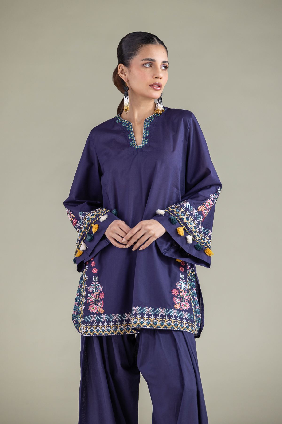 Embroidered Cambric Floral Embroidered Kurta - 1-26-143-A-F-VG