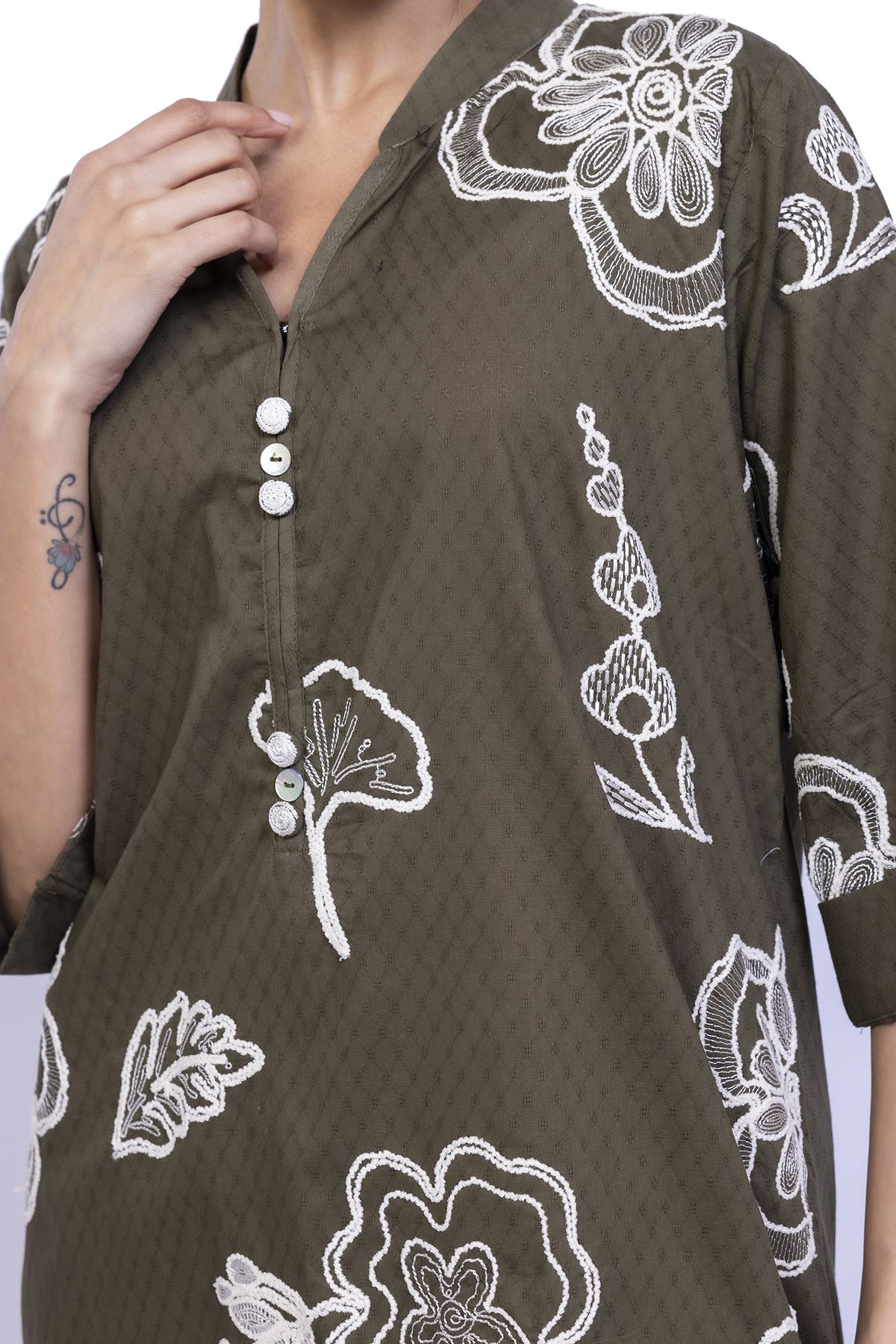 Embroidered Cotton Dobby Kurta - 25-09-11E11-07TB-VG