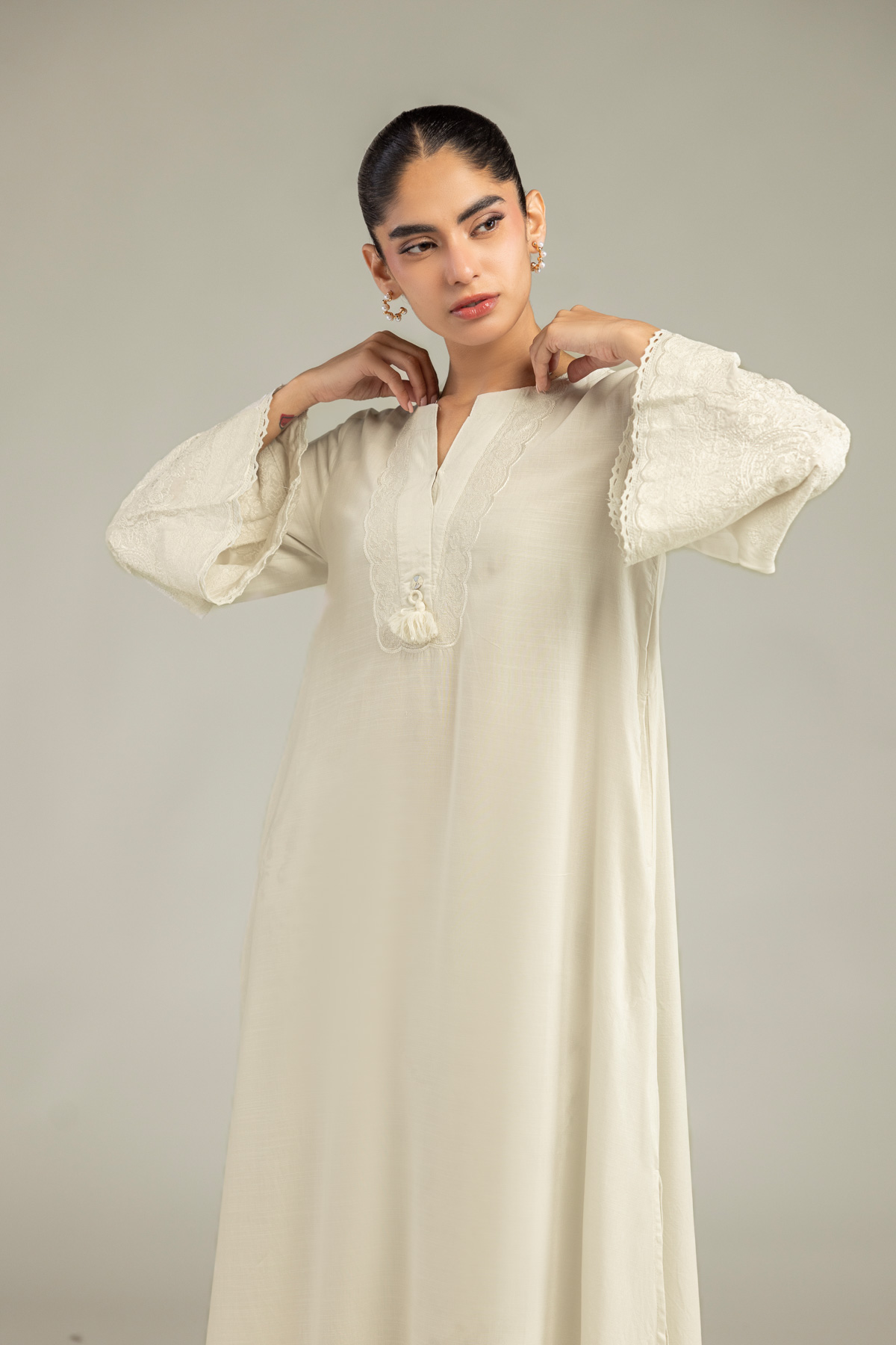 Embroidered Raw Silk Off-White Silk Kurta - 1-26-102-A-F-VG