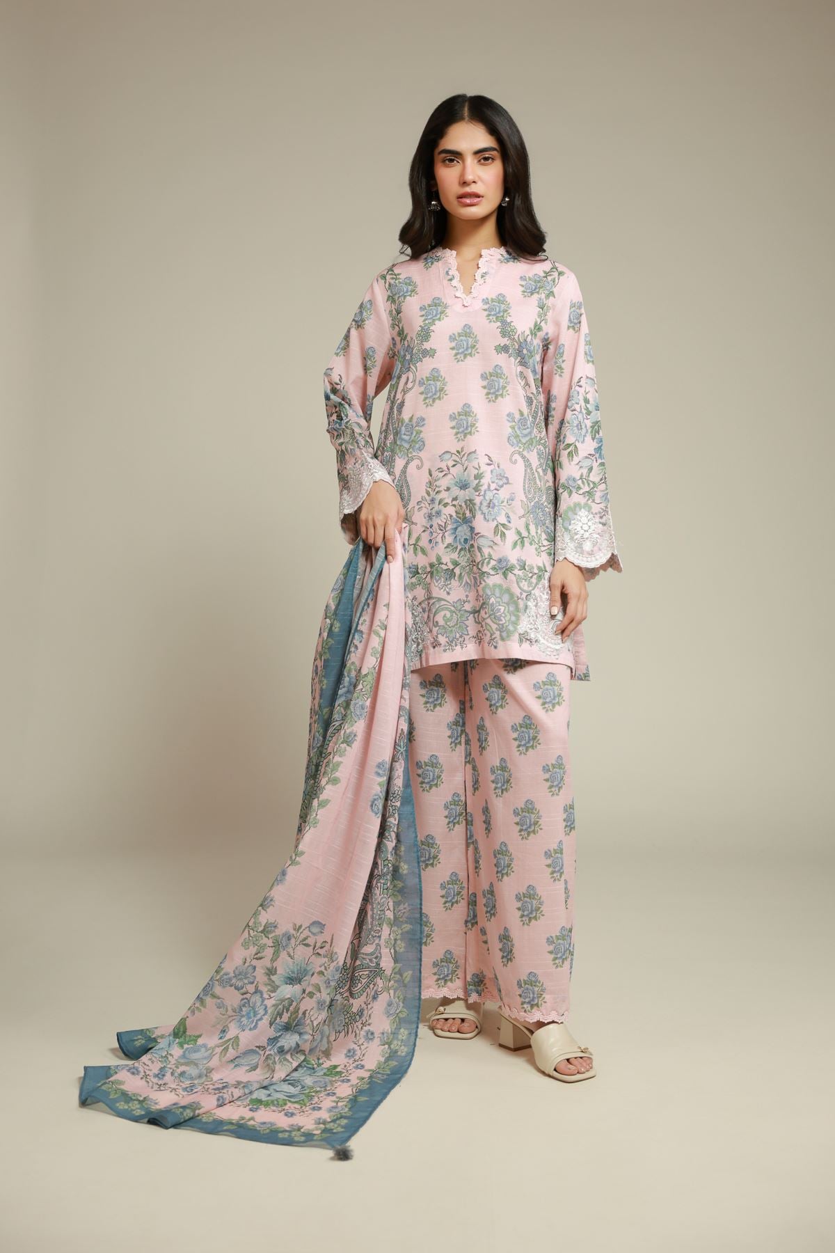 Embroidered Mesuri Fabrics 3 Piece - A22-26-123FF2-VG