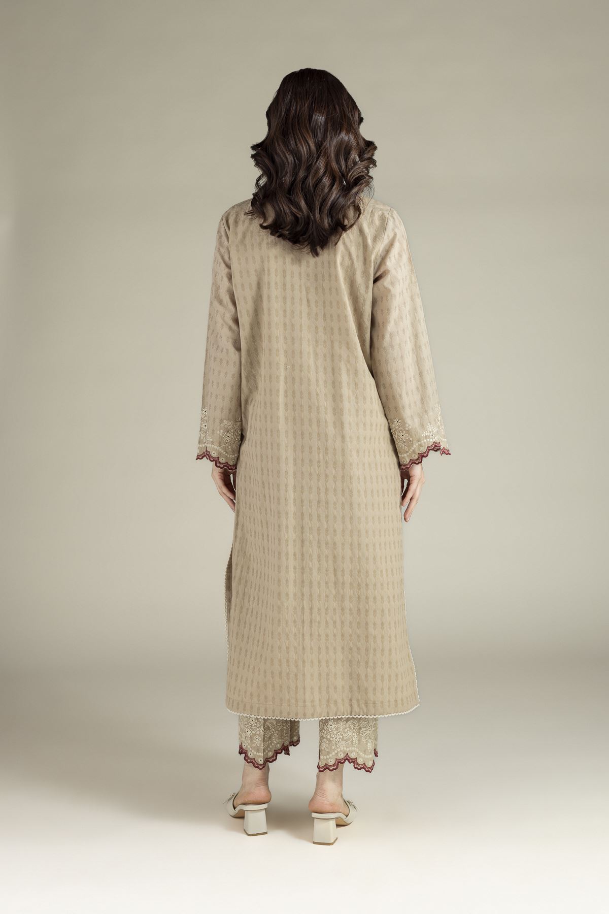 Embroidered Cotton Dobby Beige Tailored Suit - T-A22-26-124FI2-VG