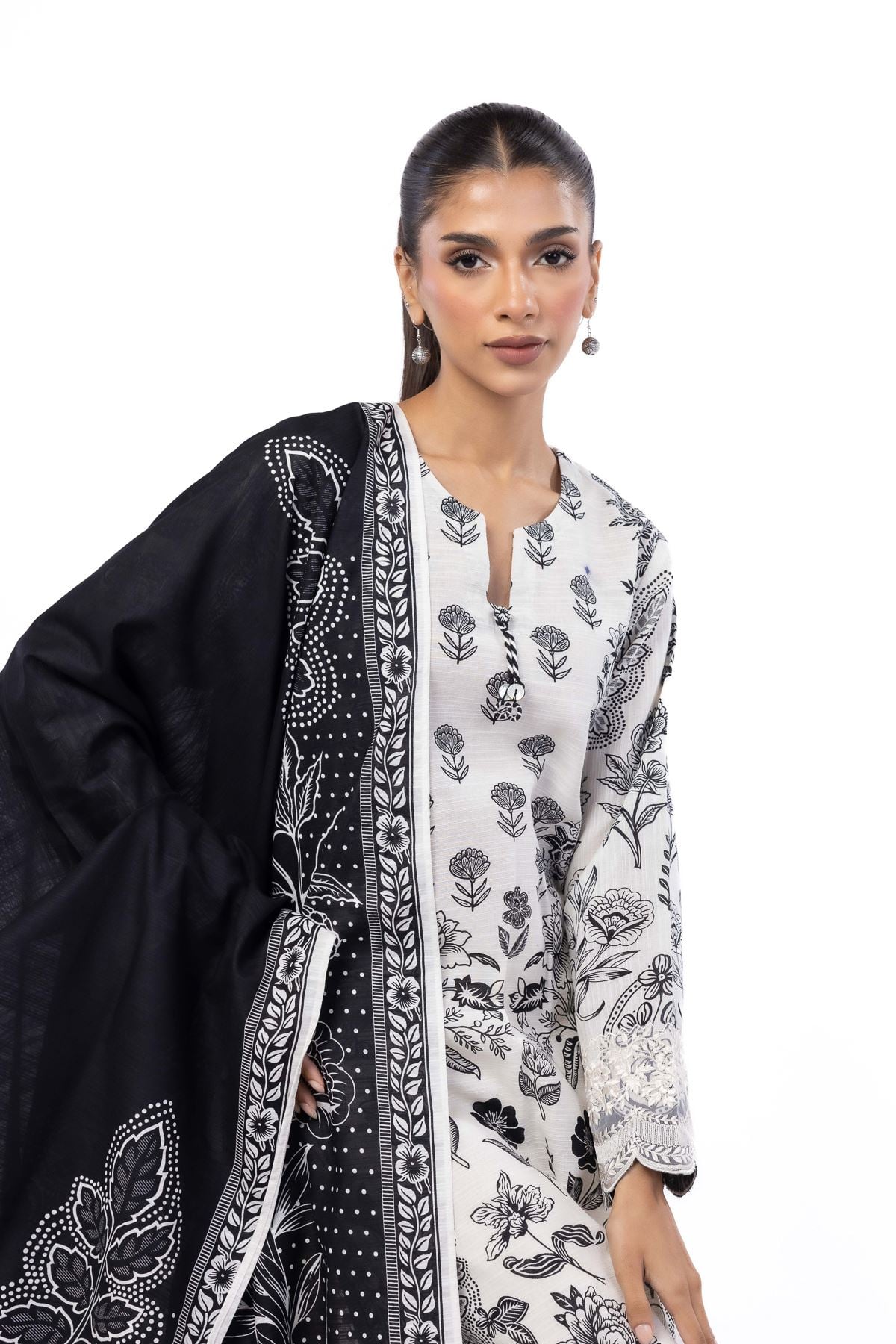 Embroidered Khaddar Fabrics 3 Piece - KW32B-VG