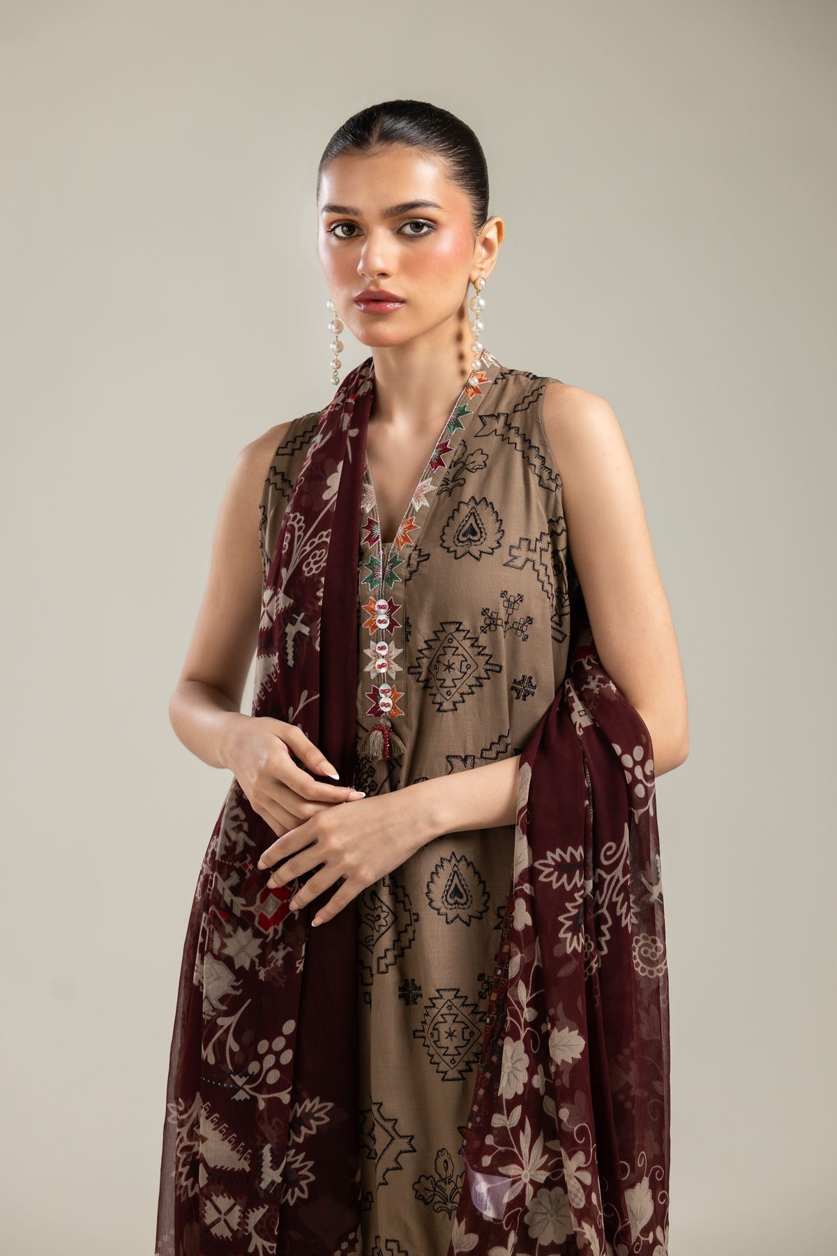 Embroidered Chiffon Maroon Floral Dupatta - 2-26-109-A-F-VG