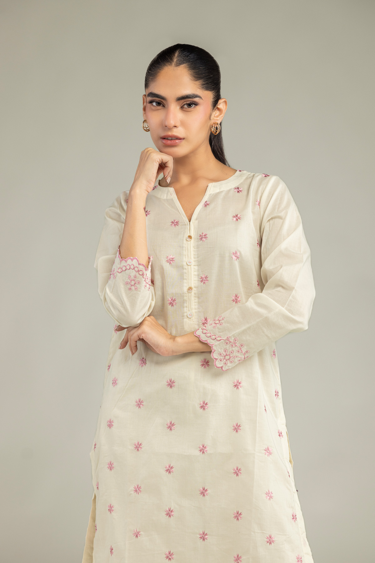 Embroidered Cambric Cambric Floral Kurta - 1-26-102-A-F-VG