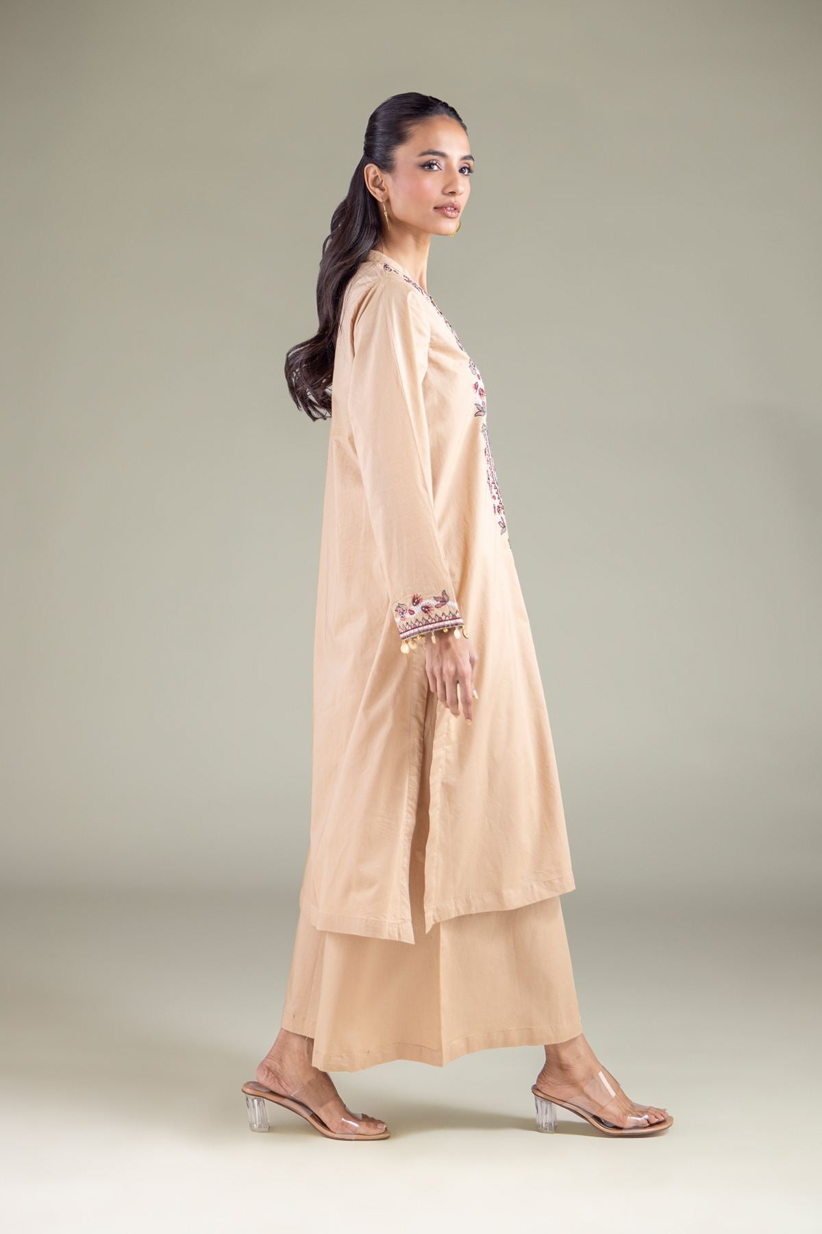 Embroidered Cambric Long V-Neck Kurta - 1-26-117-A-D-VG
