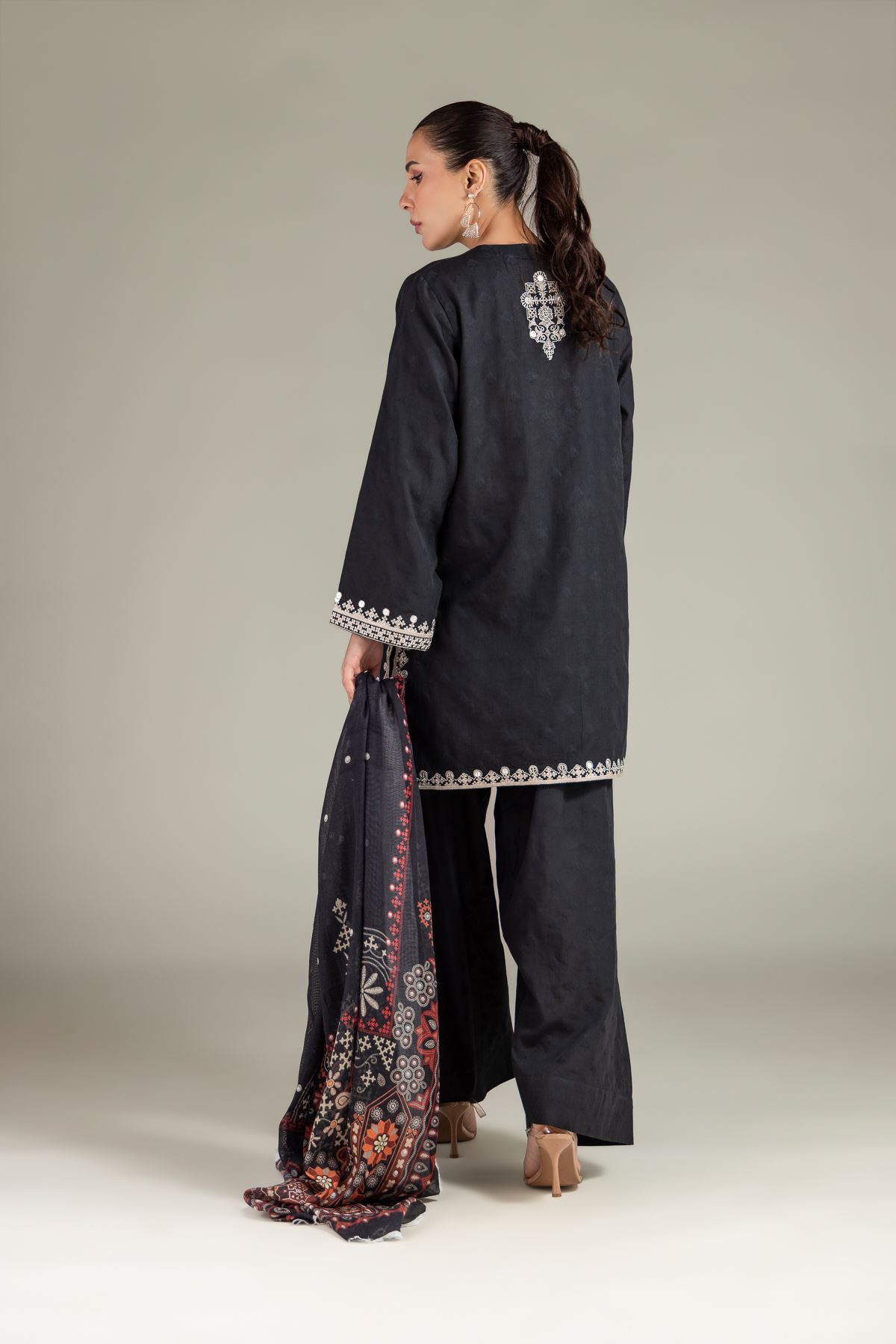 Embroidered Broshia Tailored 3-Piece Set - 8-26-216-B-D1-VG