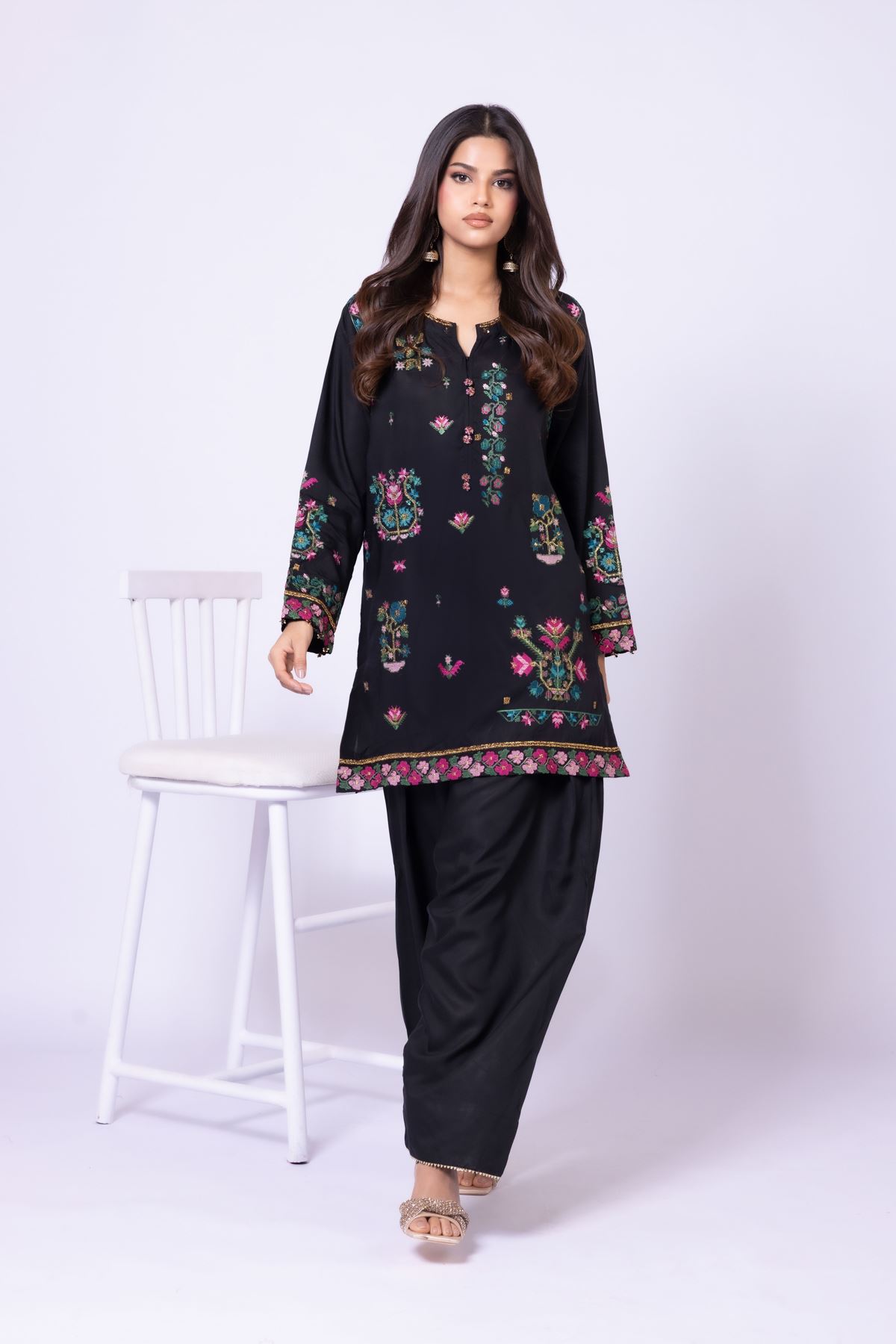 Embroidered Raw Silk Kurta - 25-09-11E5-03TA-VG