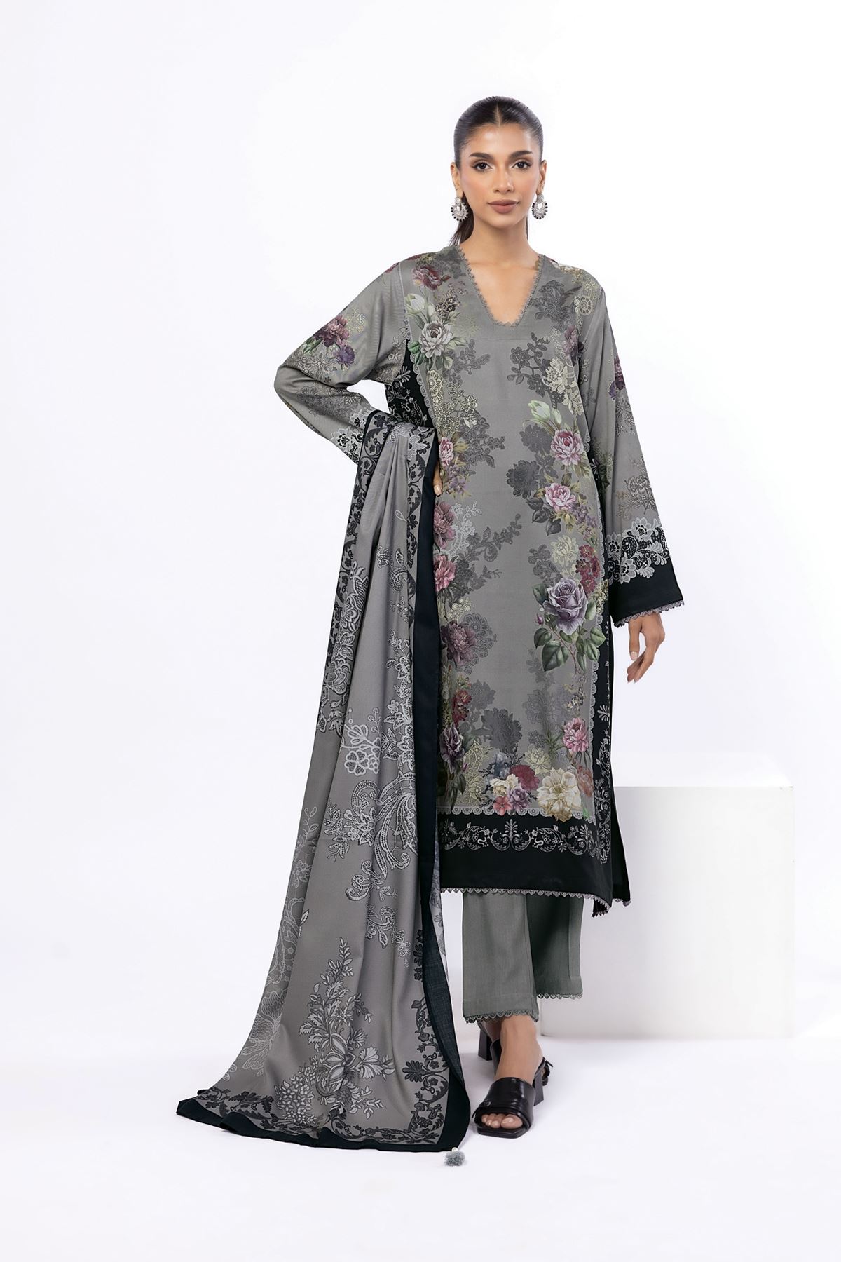 Printed Marina Tailored 3 Piece - KRN09AST-VG