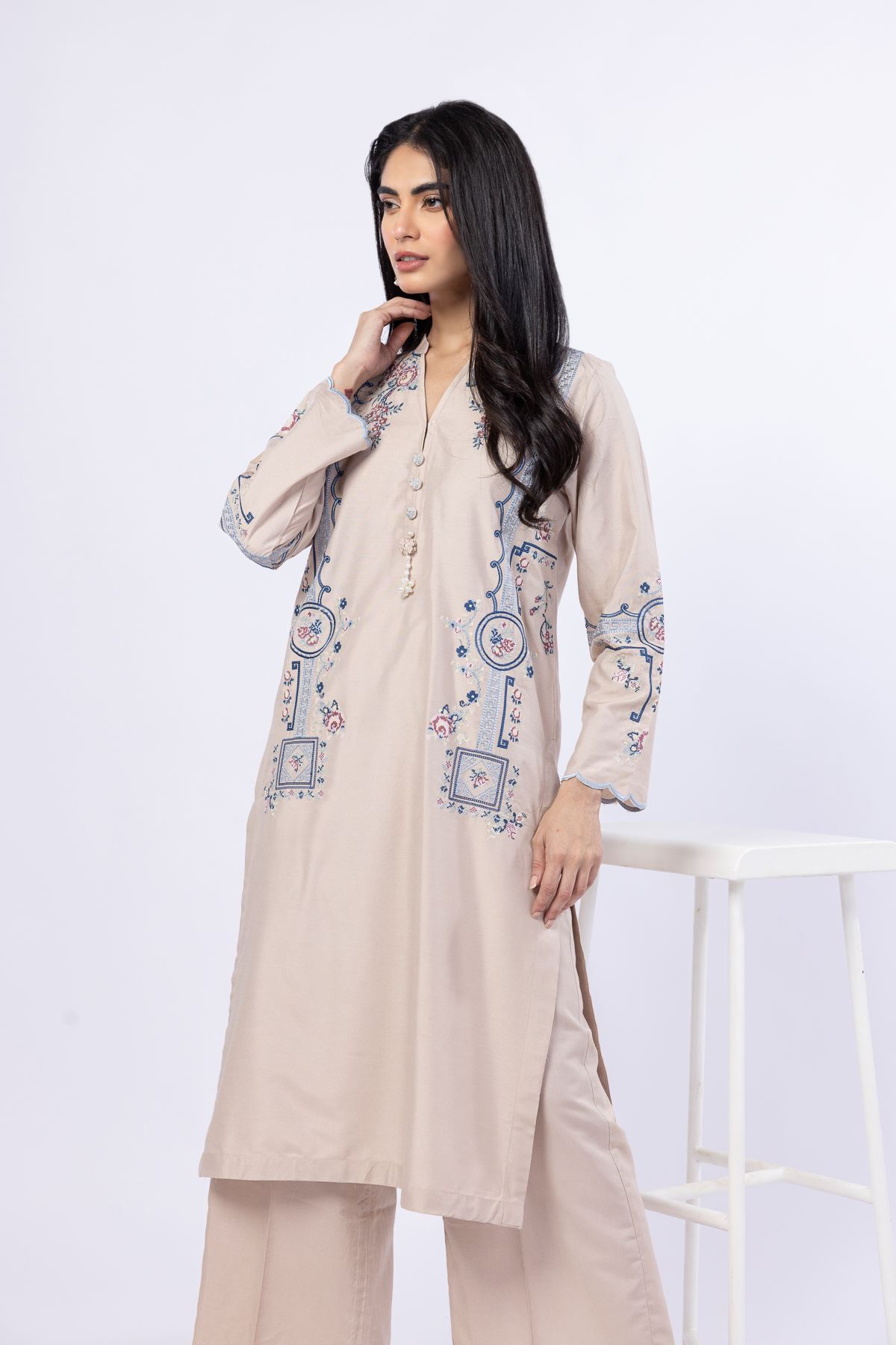 Embroidered Raw Silk Kurta - 25-08-8E6-02TA-VG