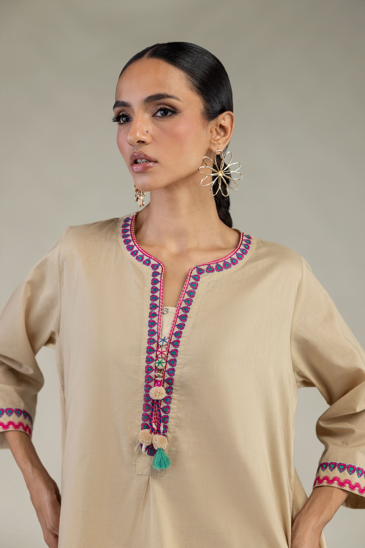 Embroidered Cambric Short Cambric Kurta - 1-26-226-A-I1-VG