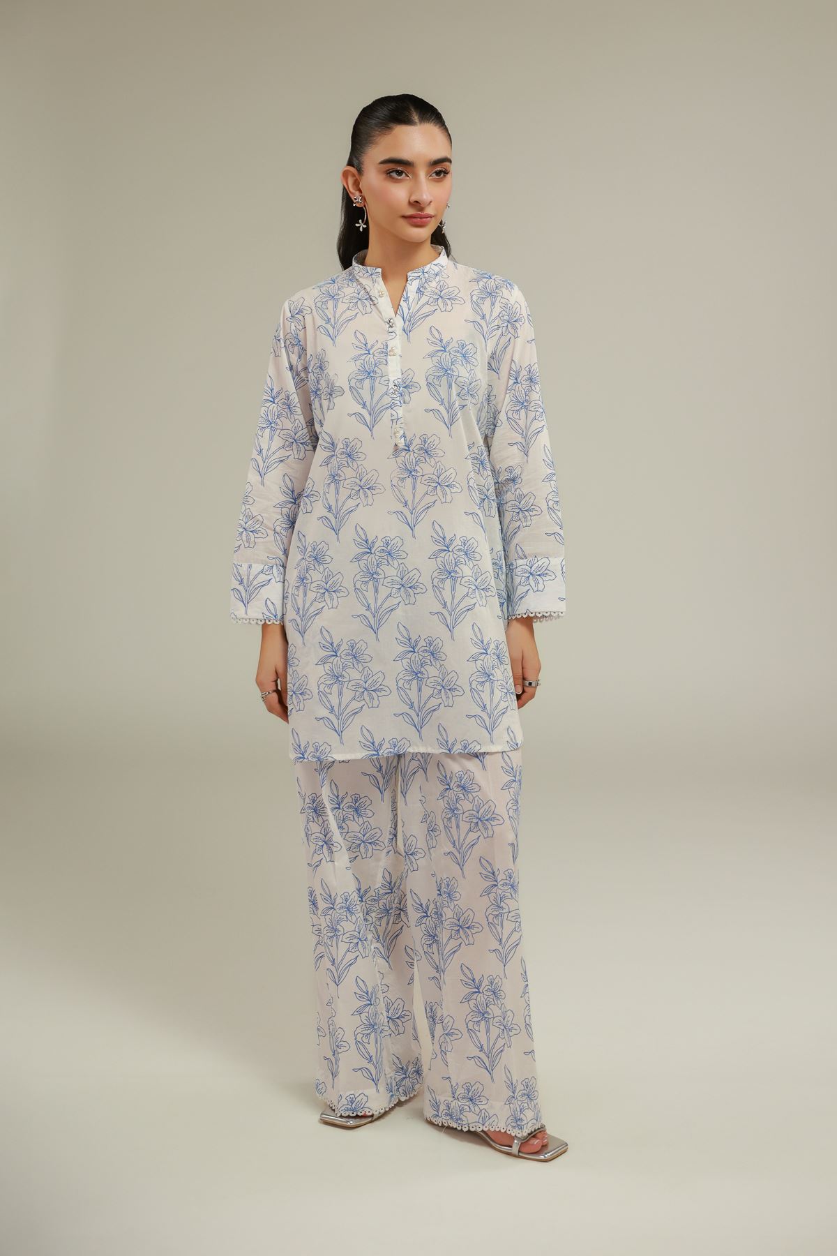 Cambric Floral Lace Kurta - 1-26-137-A-A-VG