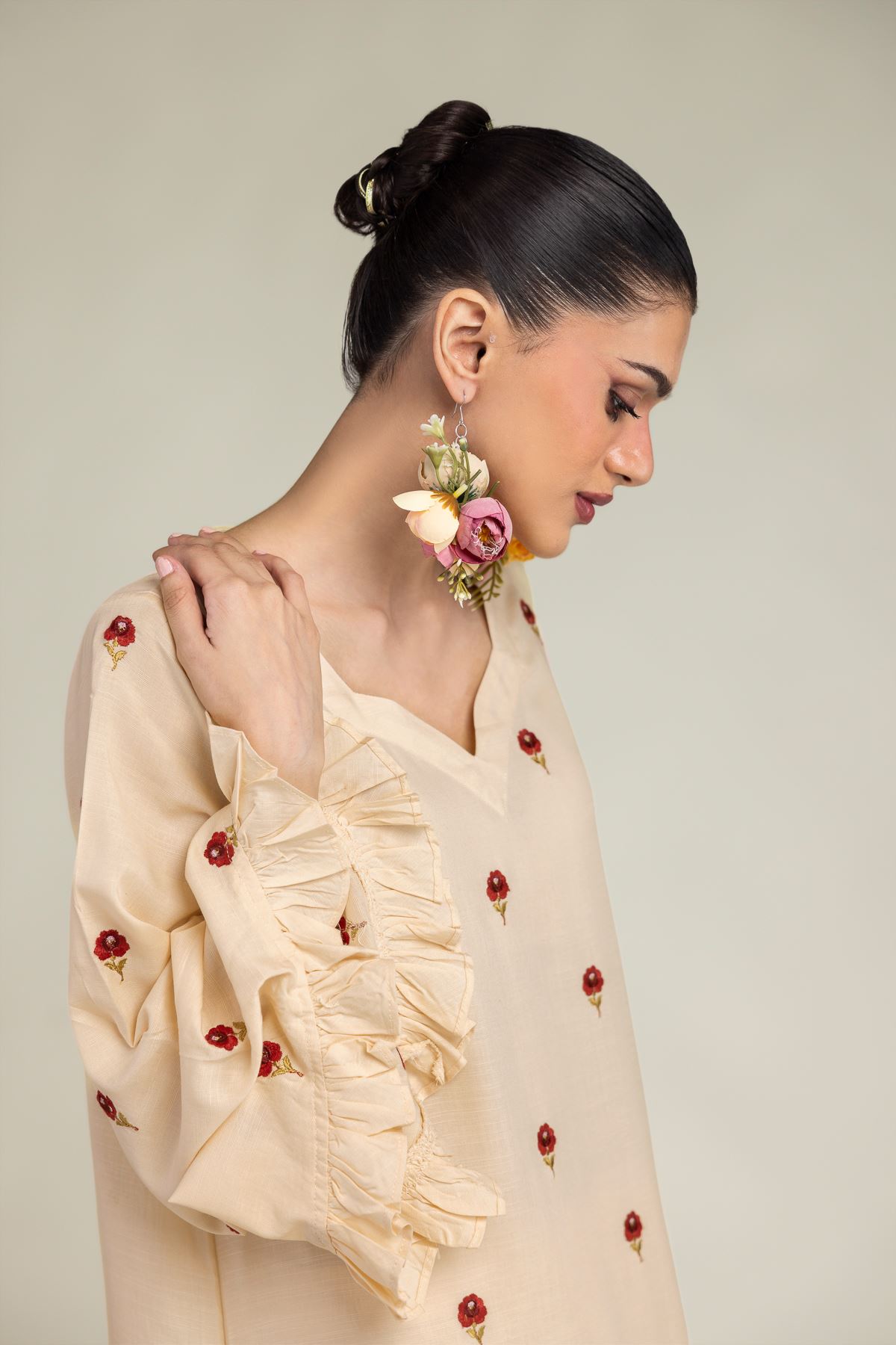 Embroidered Raw Silk Floral Silk Kurta - T-A33-26-210FJ1-VG