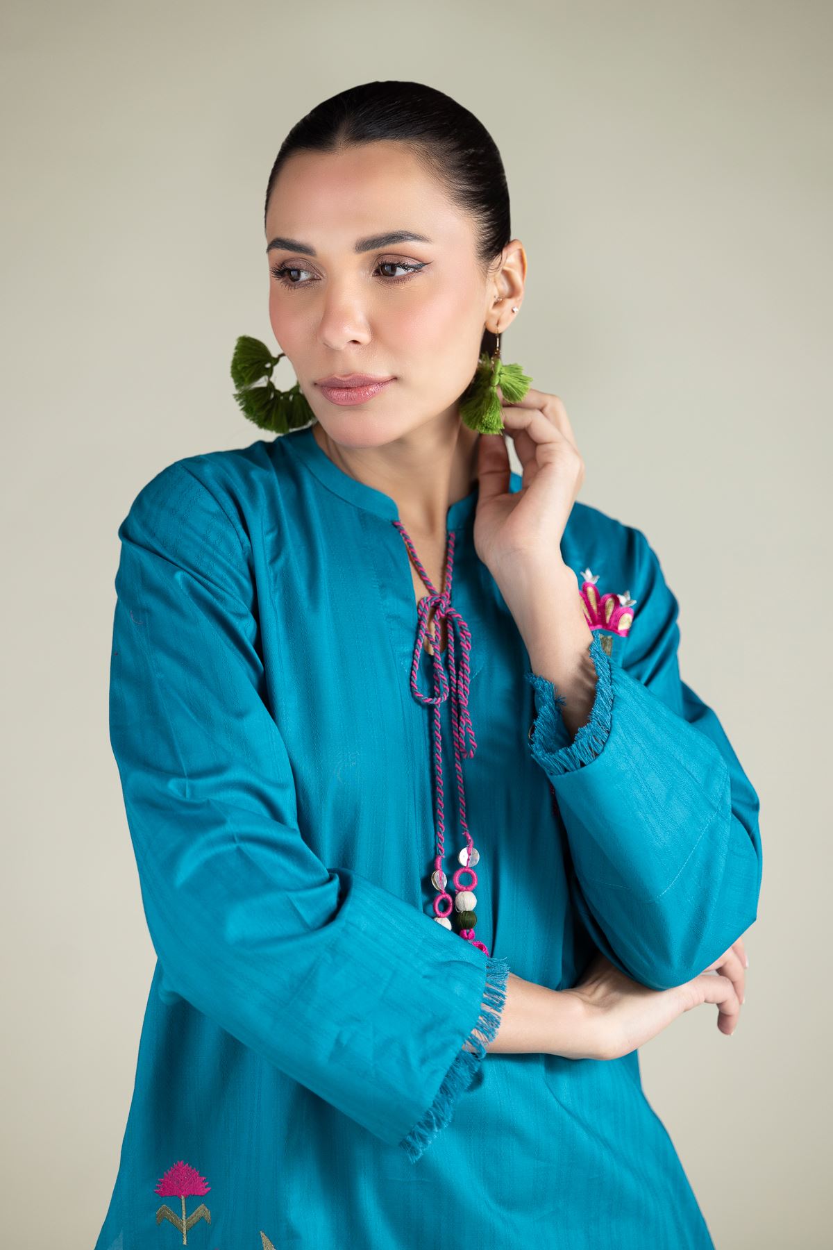 Embroidered Cotton Dobby Band Collar Kurta - 26-01-3E9-06TA-VG