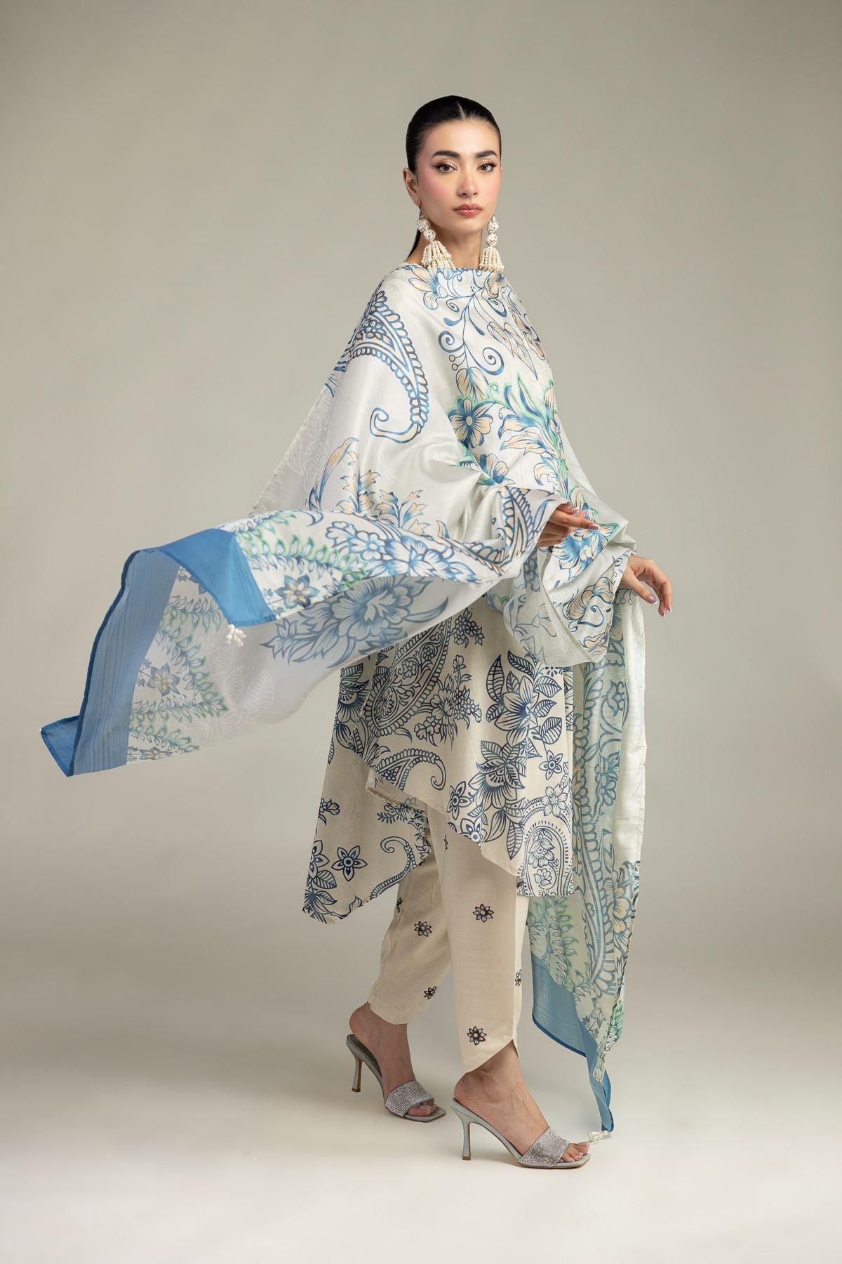 Embroidered Polyester Silk Floral Silk Dupatta - 2-26-212-A-H1-VG