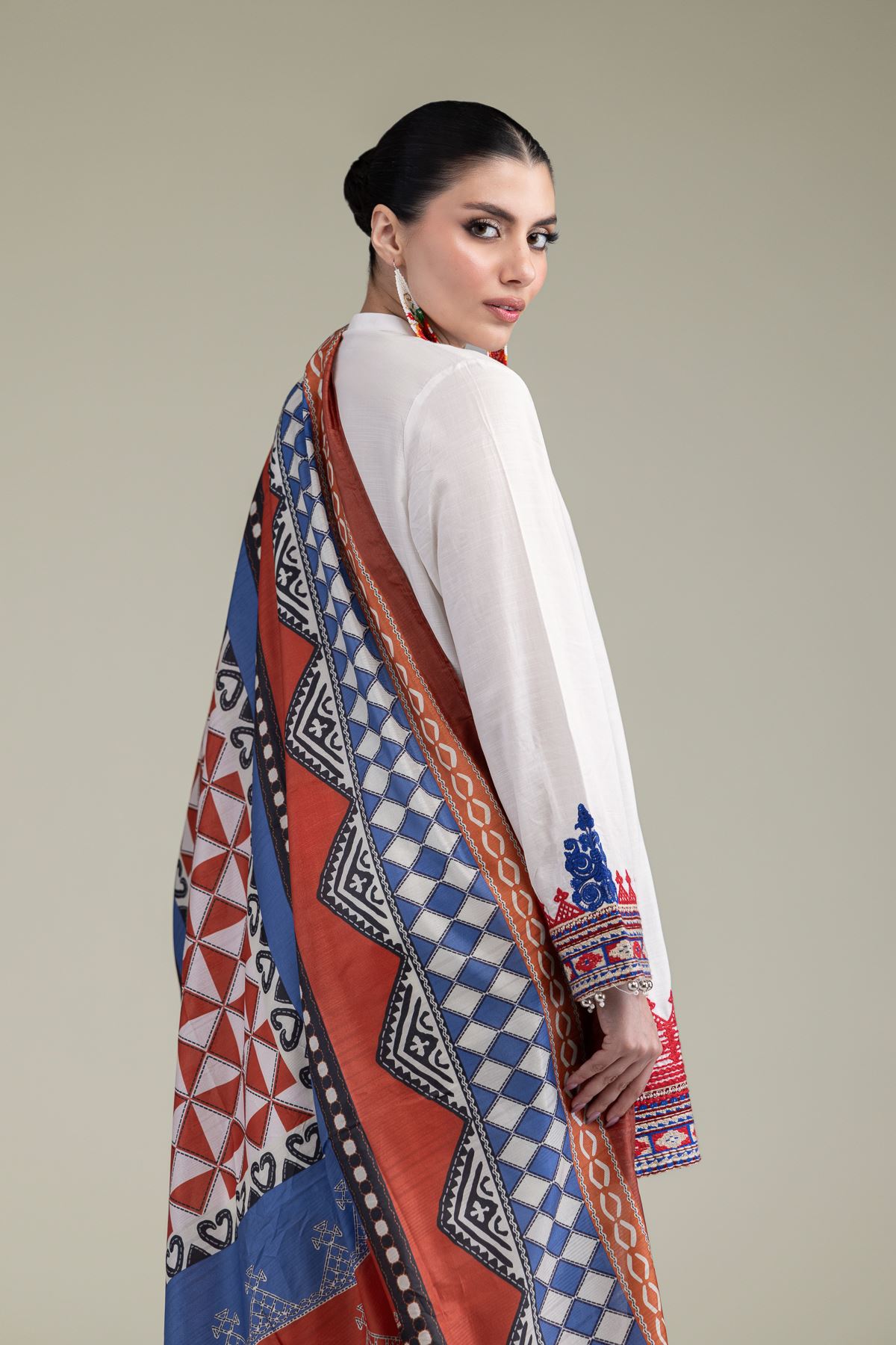 Embroidered Polyester Silk Silk Geometric Dupatta - 2-26-204-C-B1-VG