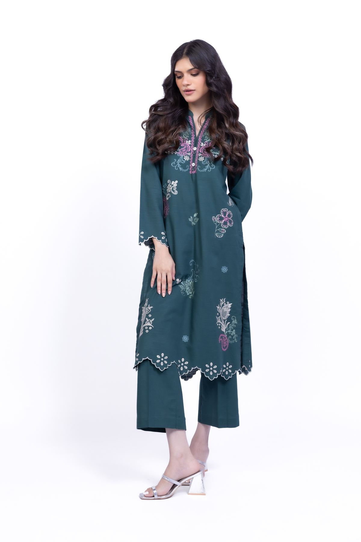 Embroidered Khaddar Kurta - 25-09-12E2-01TA-VG