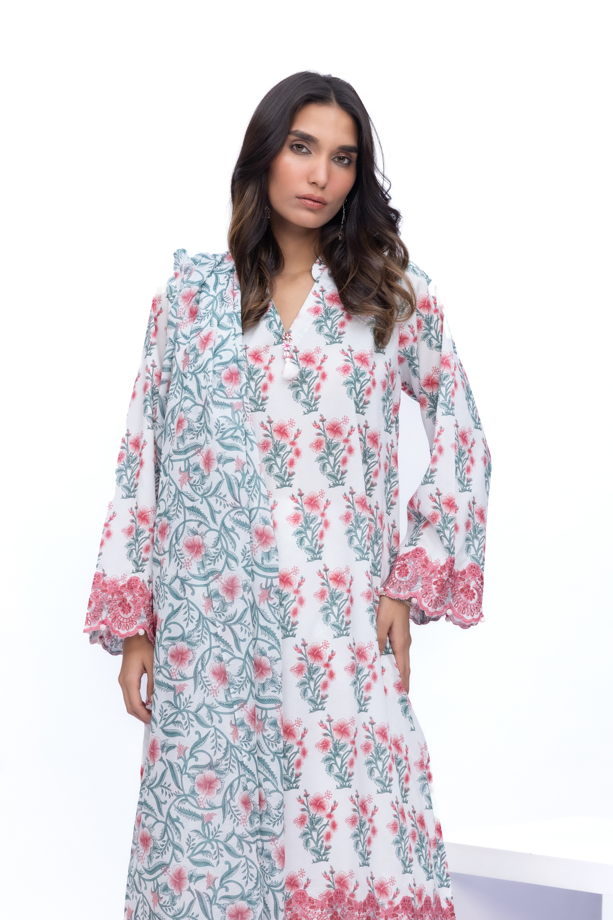Embroidered Lawn Fabrics 3 Piece - KW38A-VG