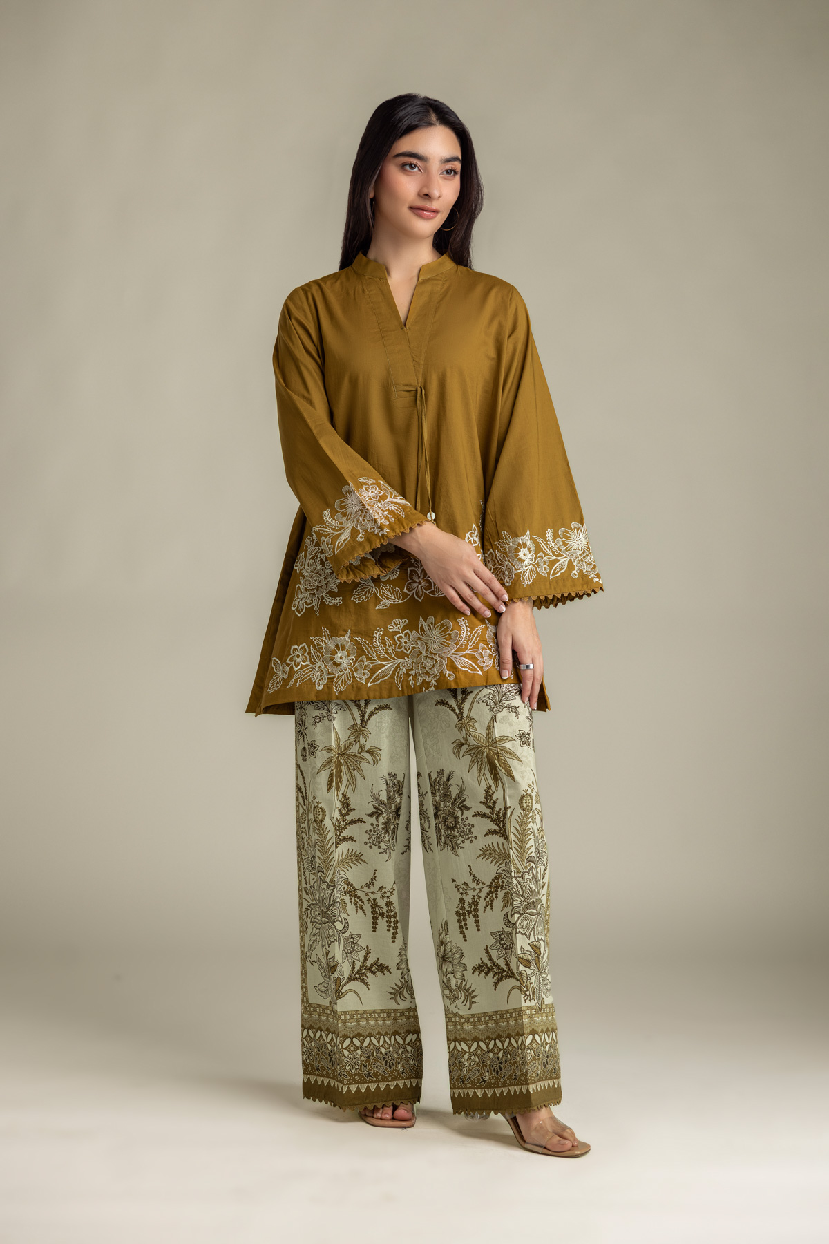 Embroidered Cambric Cambric Floral Pants - 2-26-202-A-D-VG