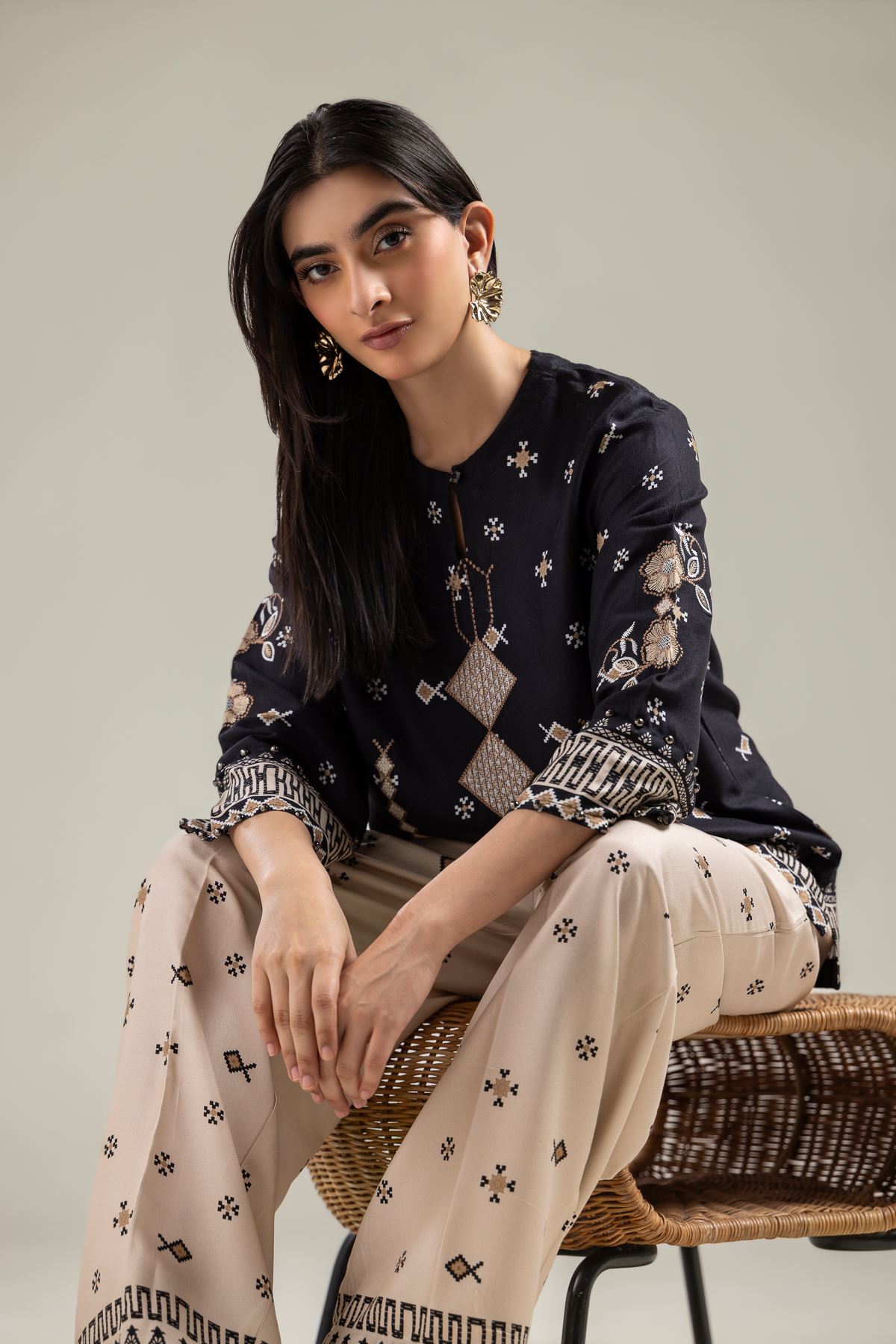 Embroidered Viscose Crepe Black Viscose Tunic - 1-26-142-A-D-VG