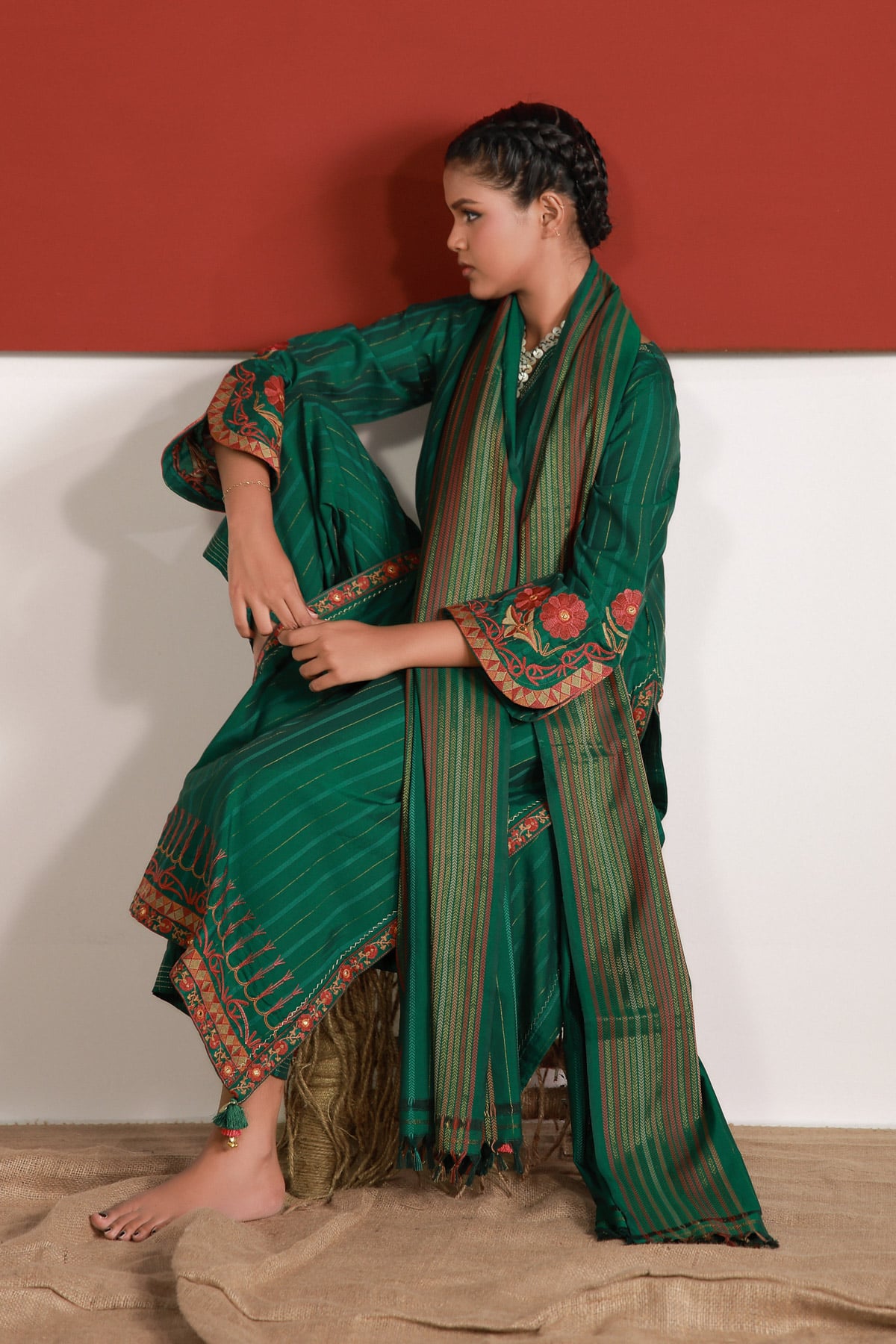 Yarn Dyed Handwoven Dupatta - 2-26-202-A-D-VG
