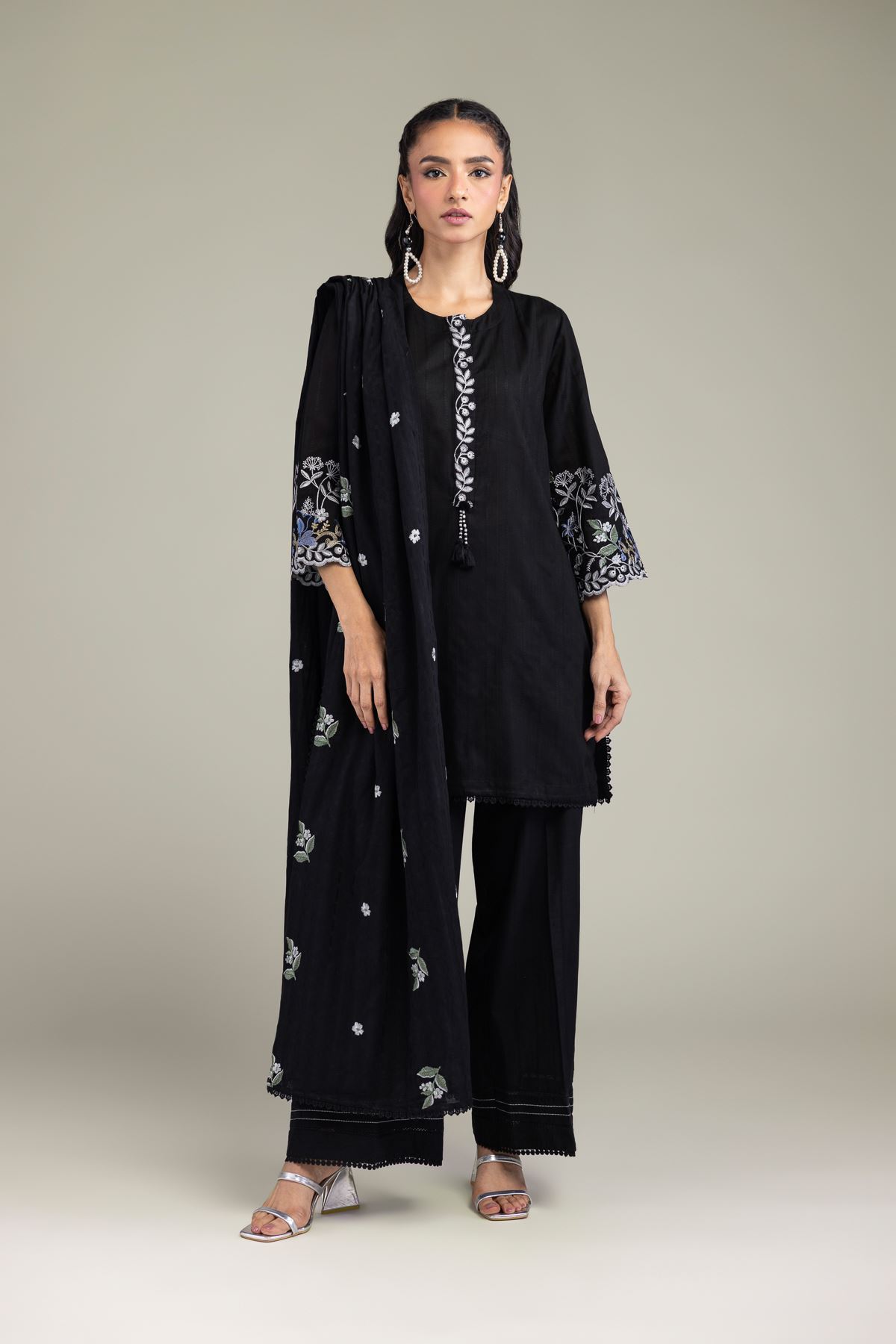 Embroidered Textured Cotton Black Cotton Dupatta - 1-26-131-A-D-VG