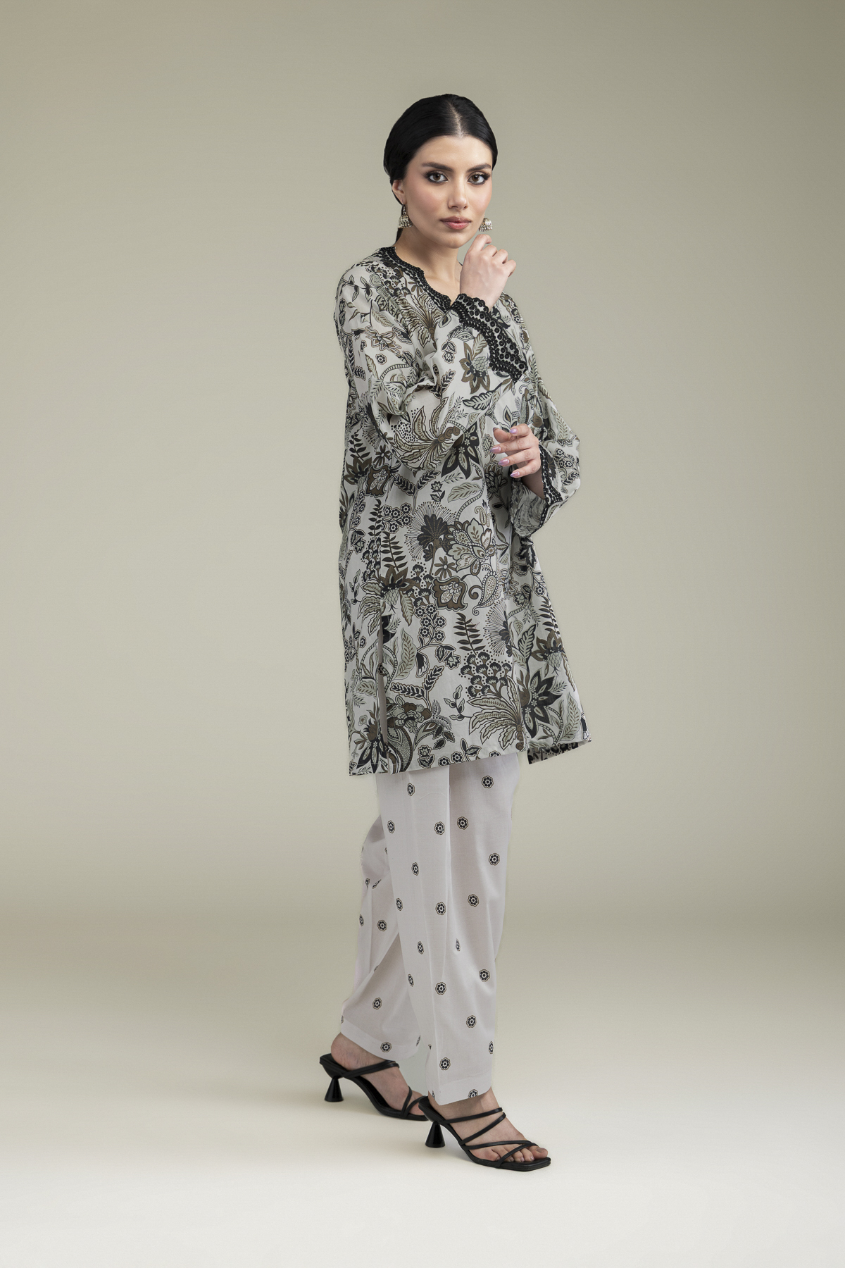 Embroidered Cambric Fabrics 2 Piece | Top and Bottom - 2-26-308-A-B1-VG