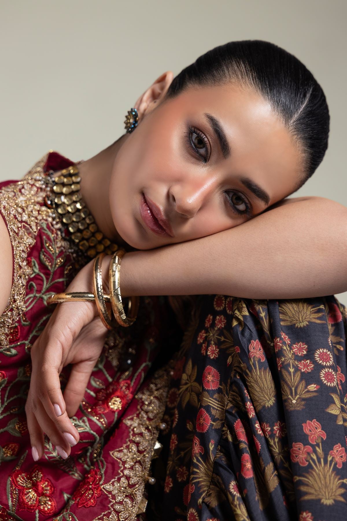 Embroidered Raw Silk Three-Piece Silk Set - 12-26-115-F-B-VG